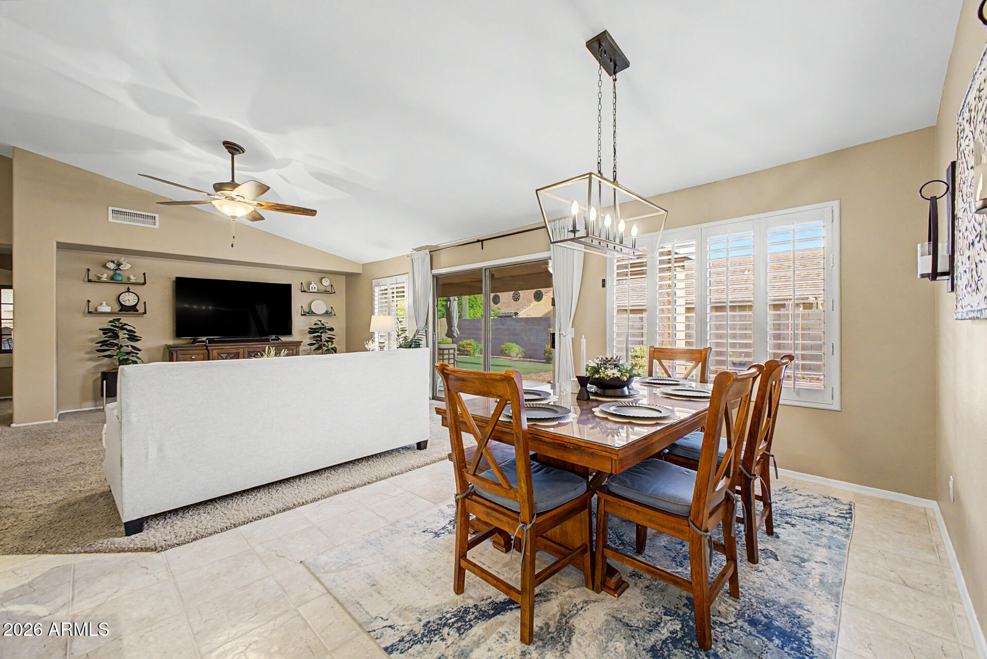 9545 E JUANITA Avenue