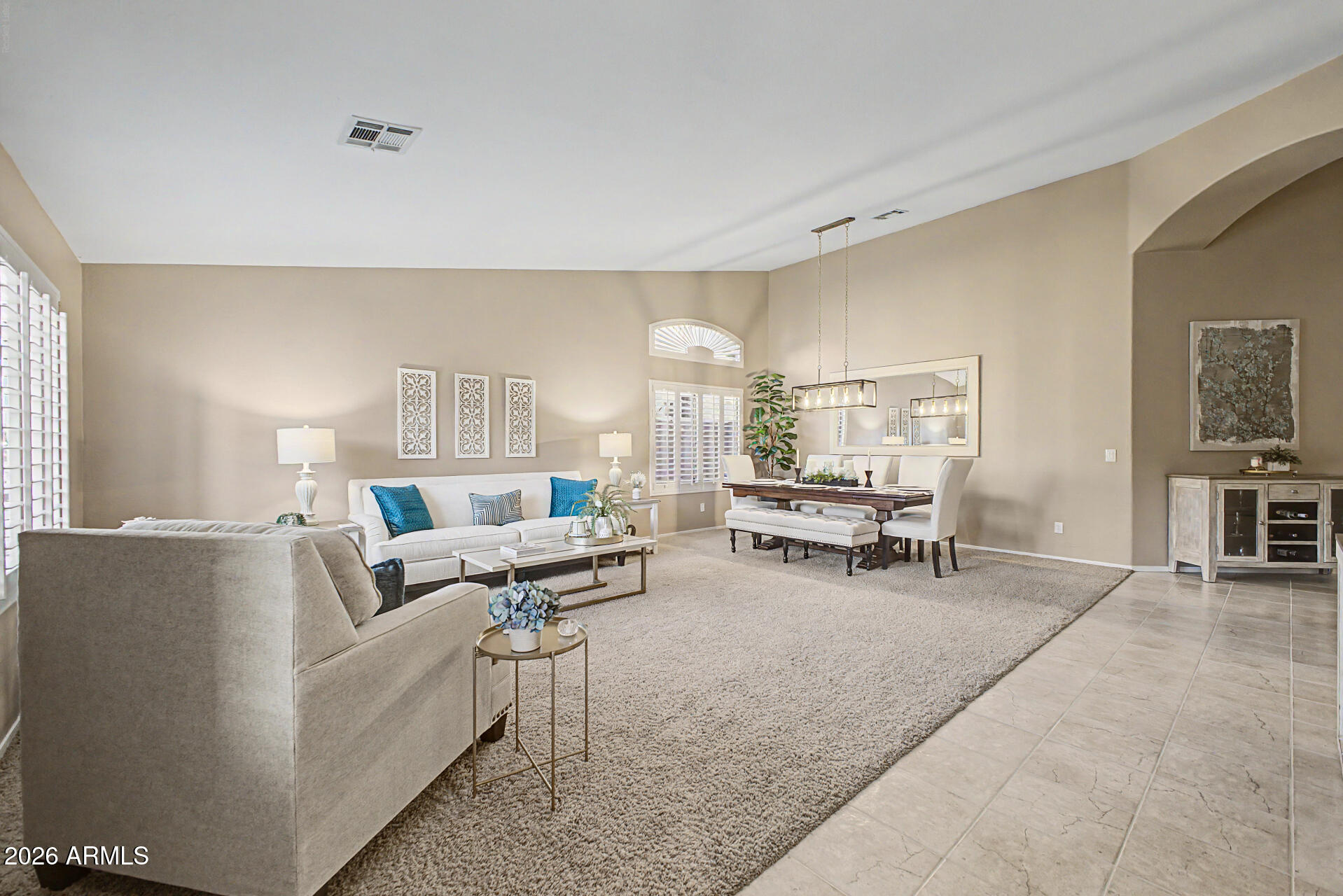 9545 E JUANITA Avenue