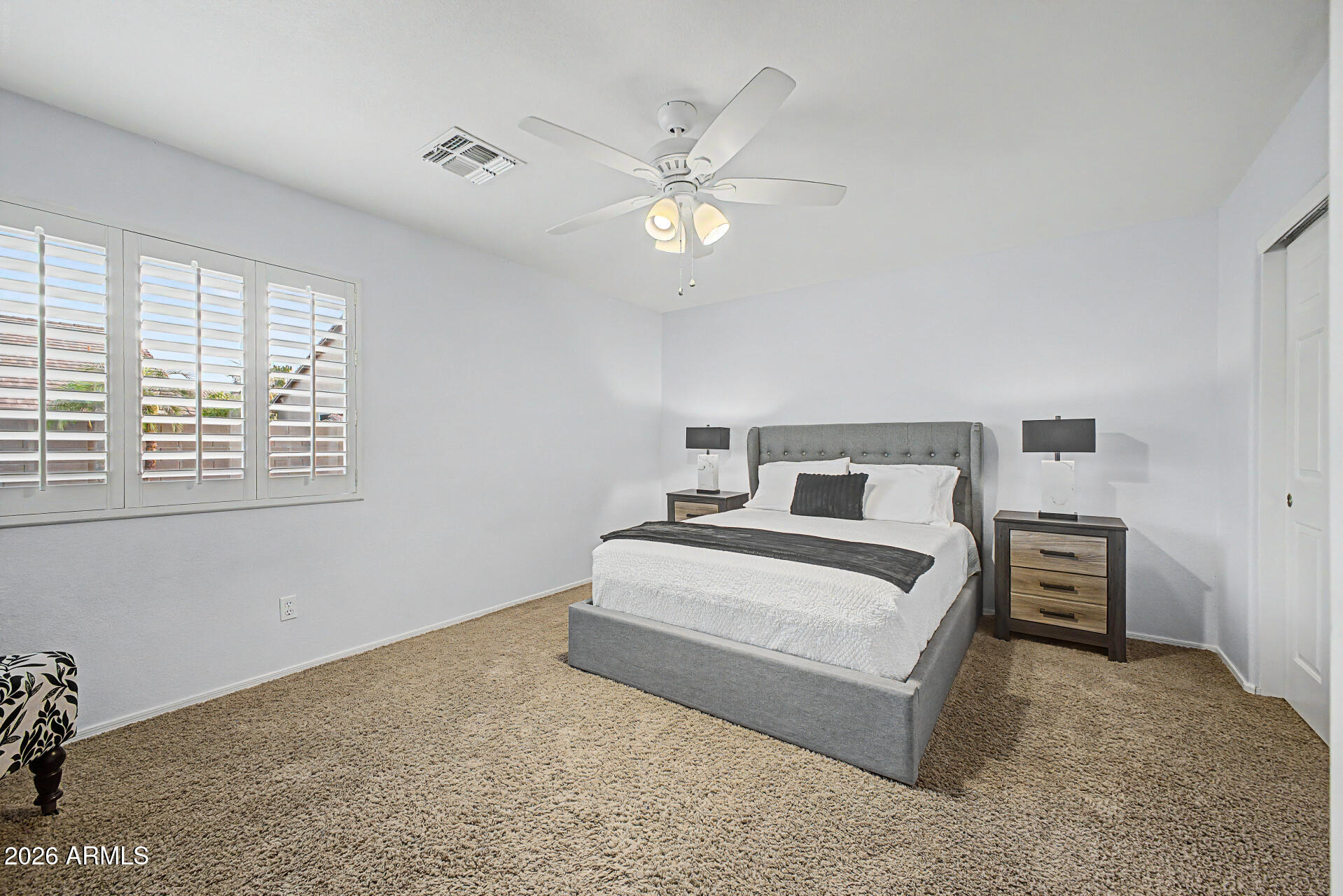 9545 E JUANITA Avenue