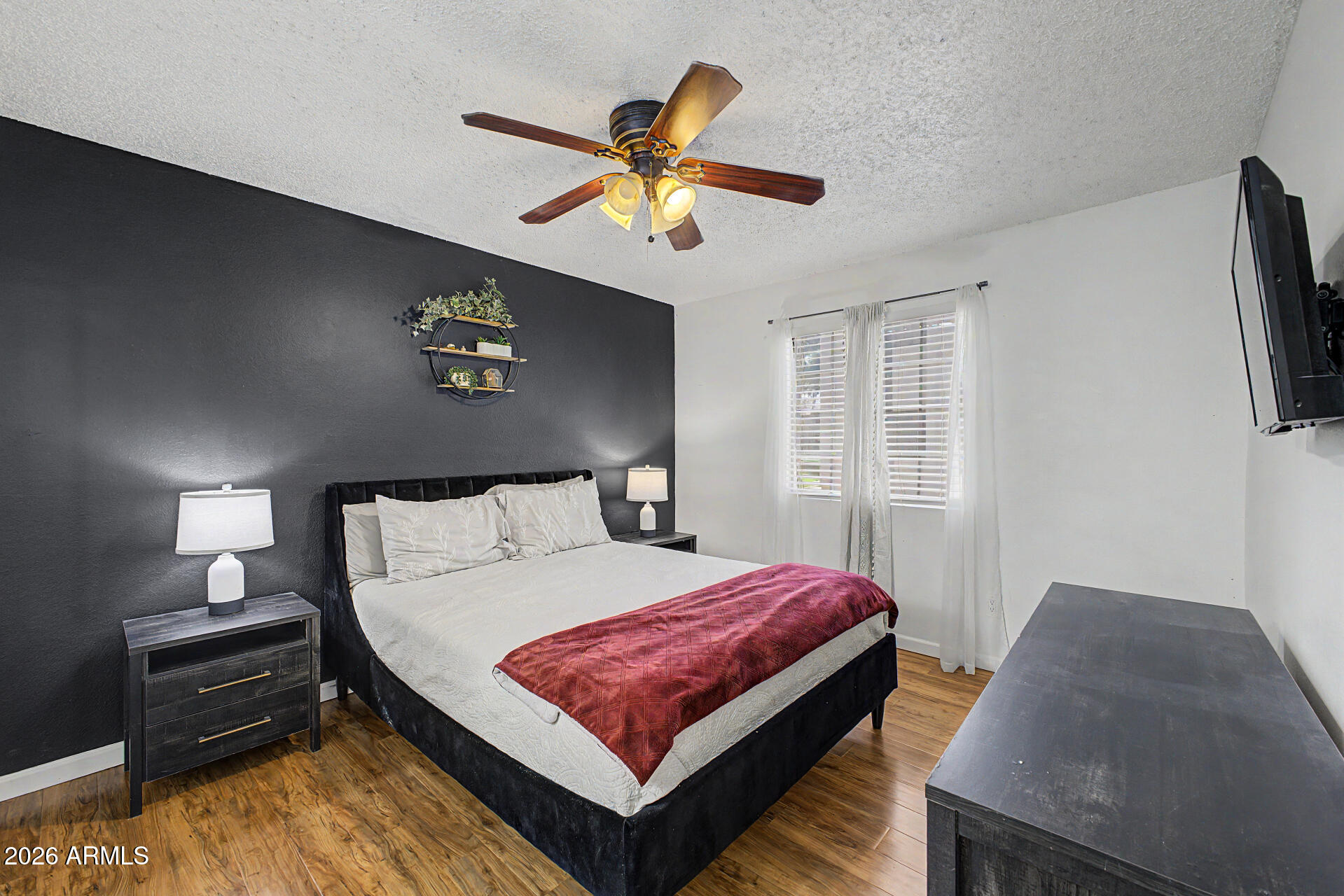 533 W GUADALUPE Road 1001