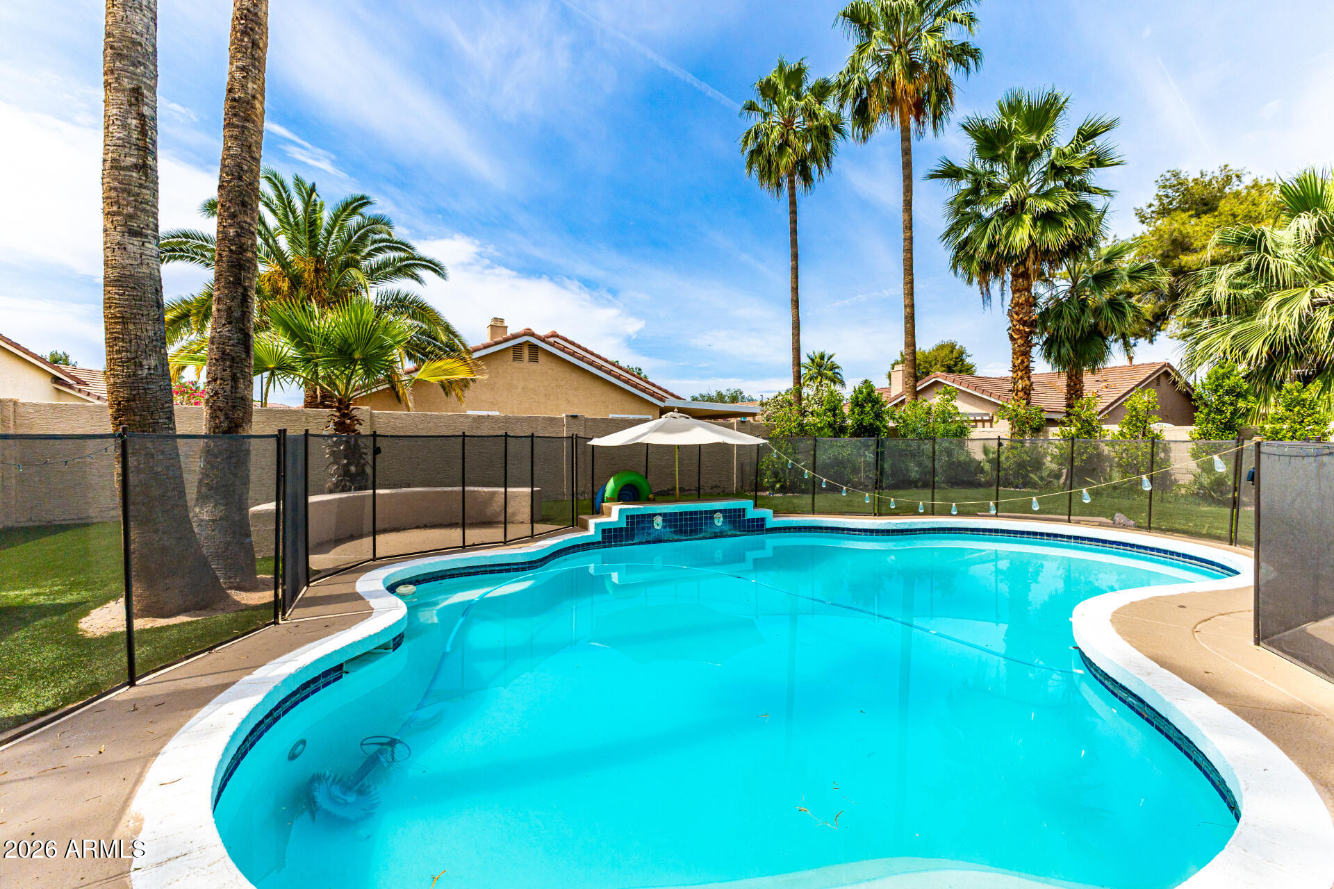 1114 N WHIPPLE Court