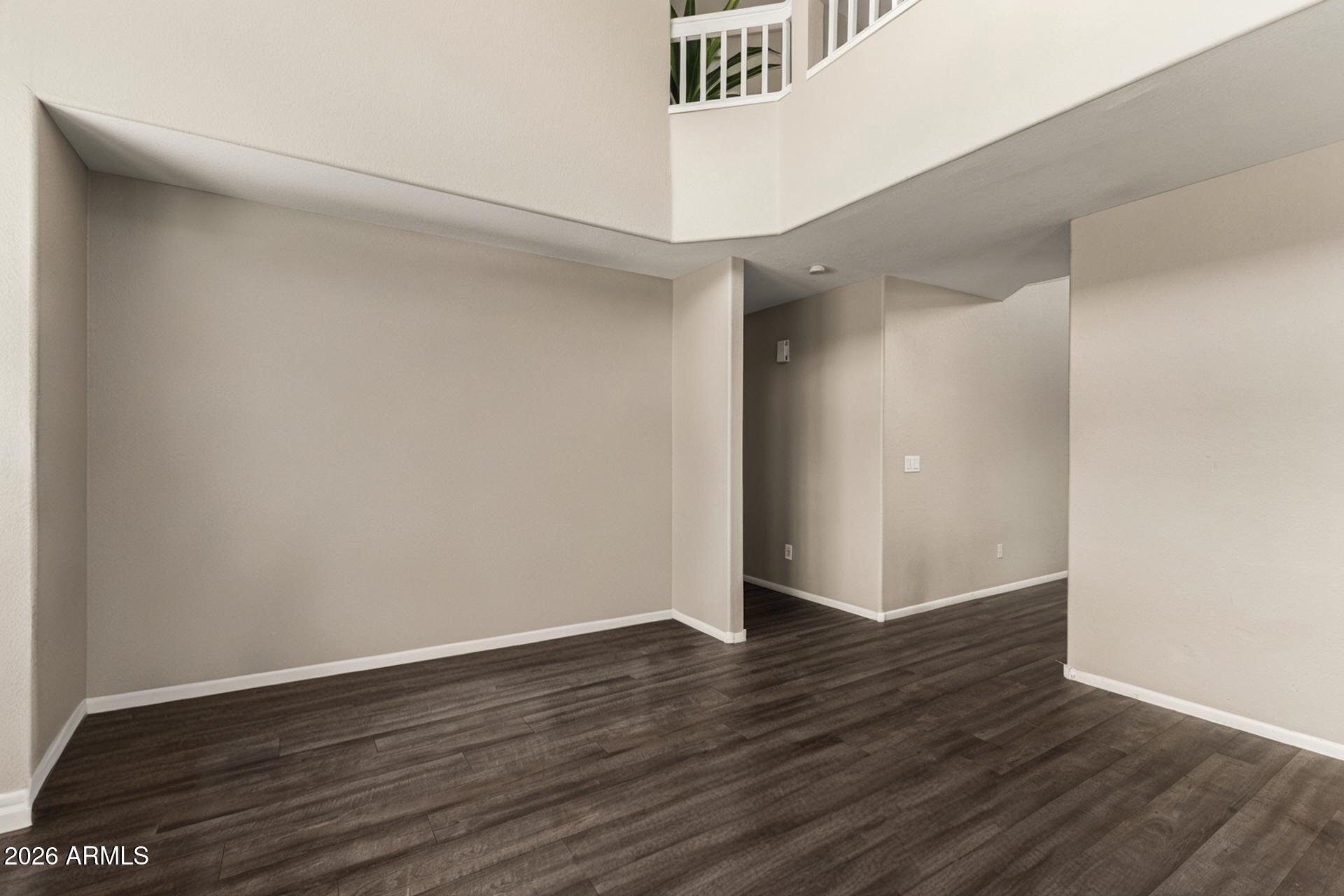 1114 N WHIPPLE Court