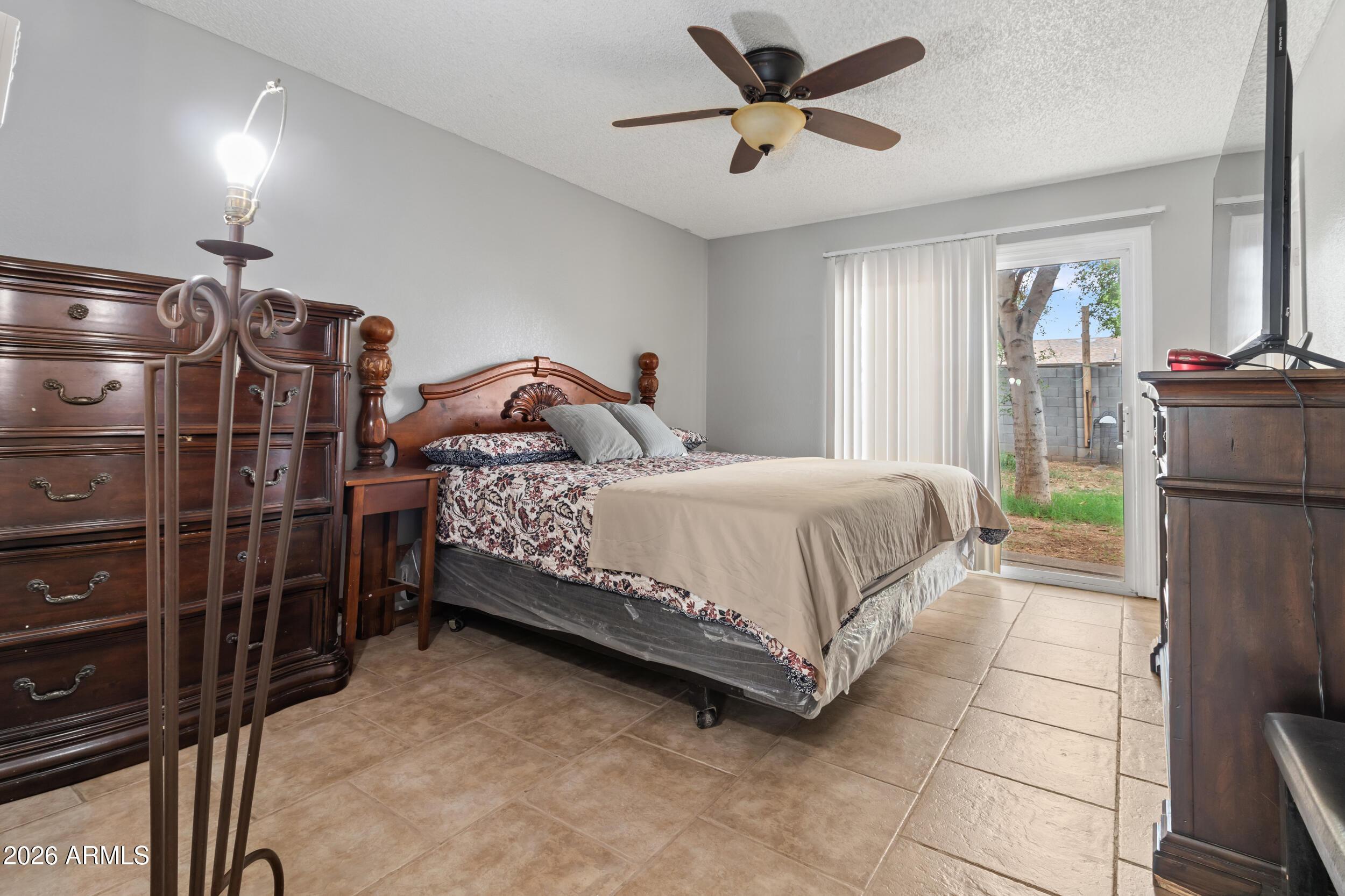 7130 W FLOWER Street