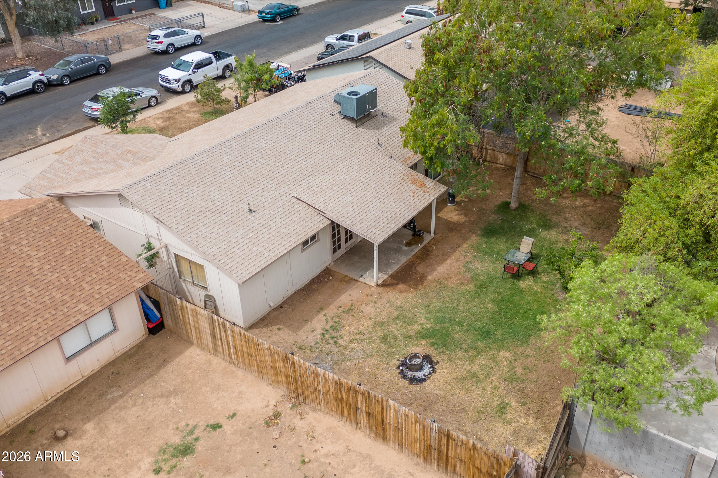 7130 W FLOWER Street