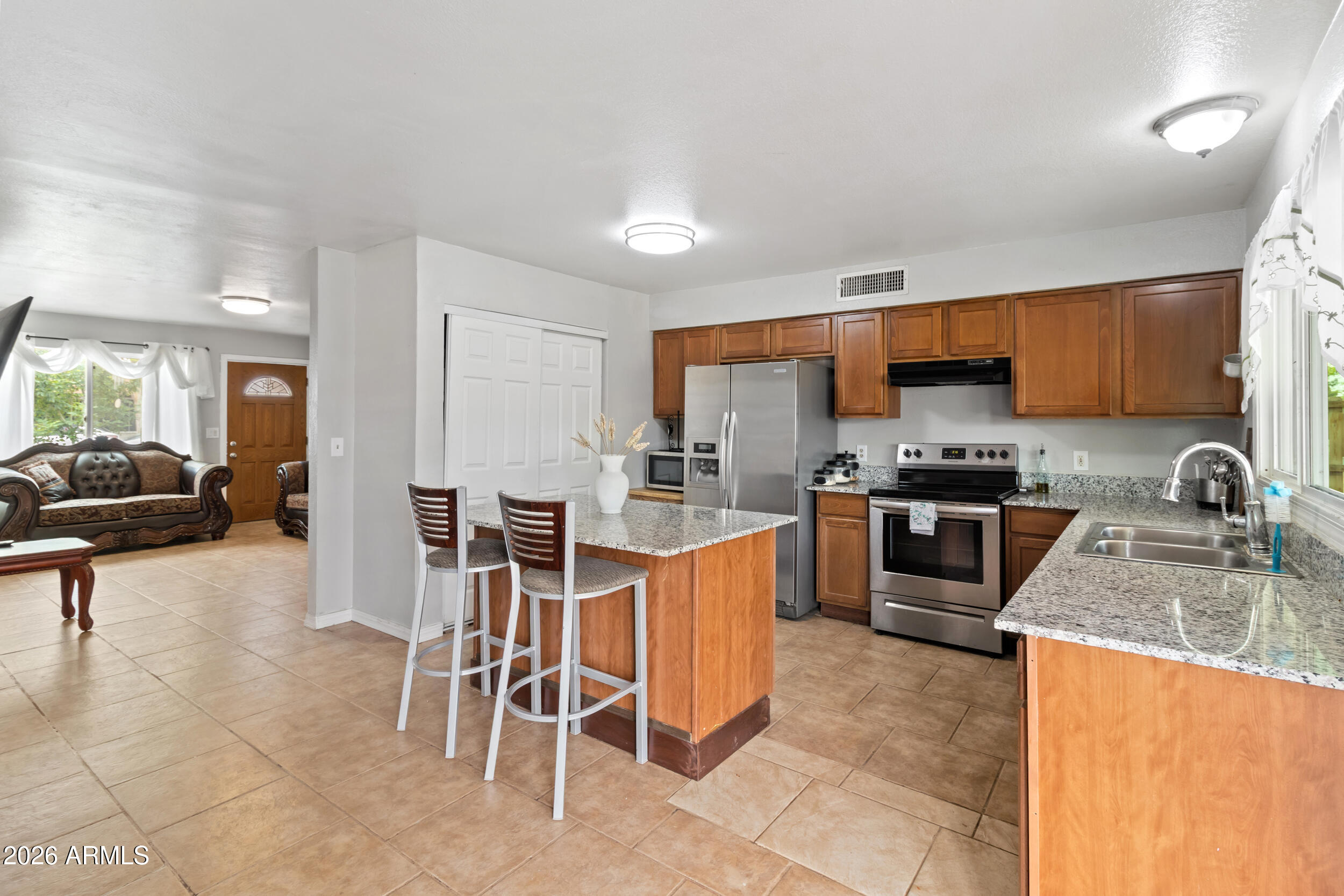 7130 W FLOWER Street