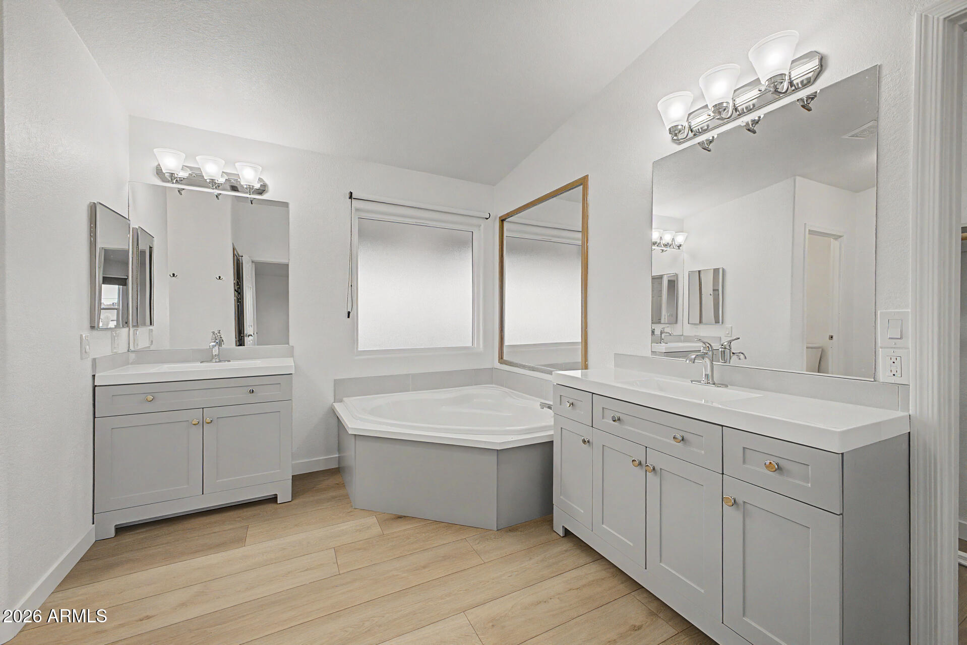 28732 N BRYCE Trail