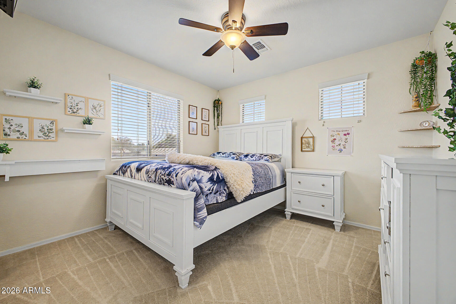 168 W STANLEY Avenue