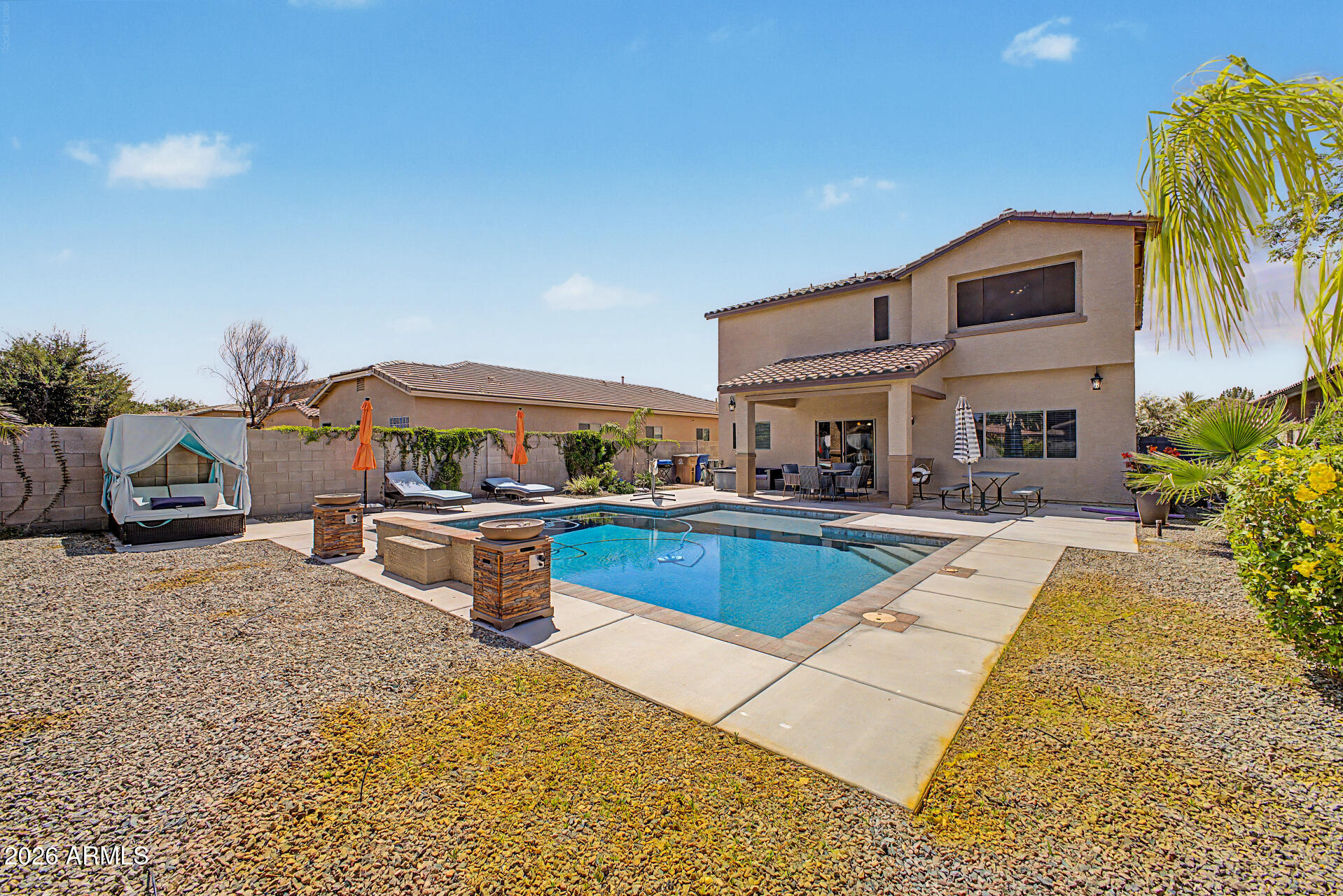 168 W STANLEY Avenue