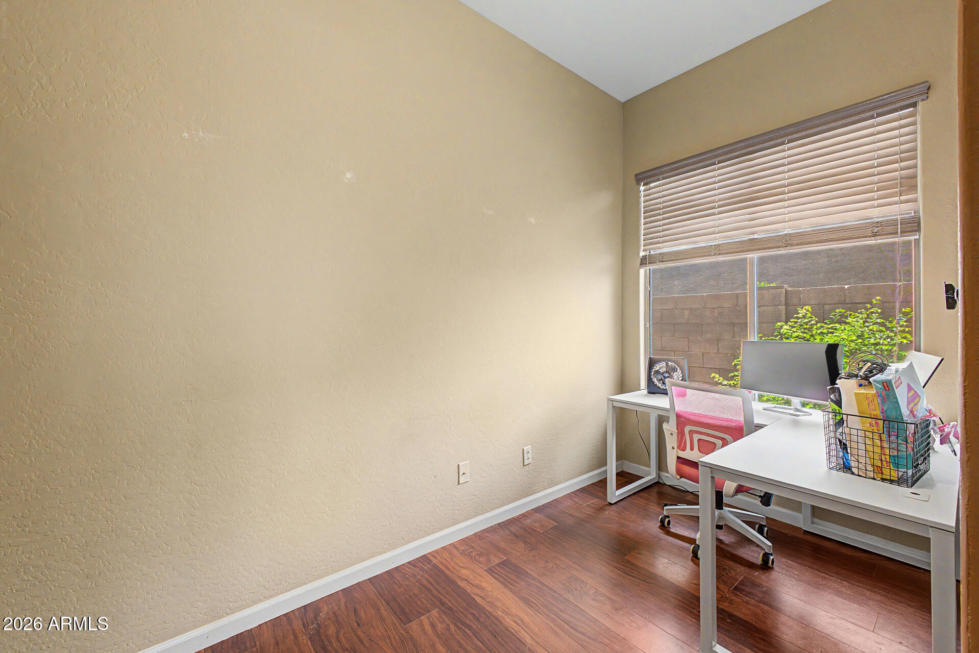 6720 S CRESTVIEW Drive