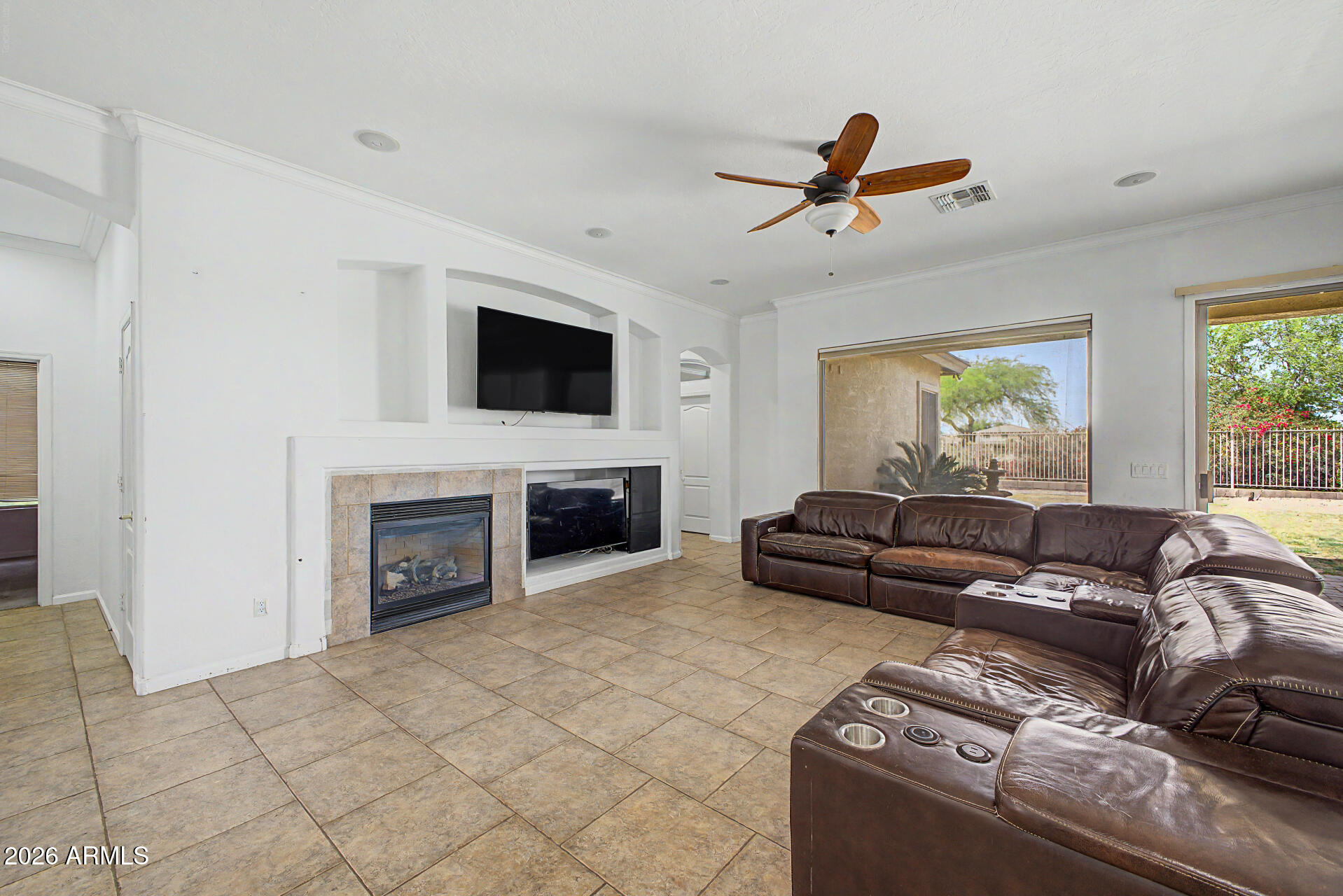 6720 S CRESTVIEW Drive