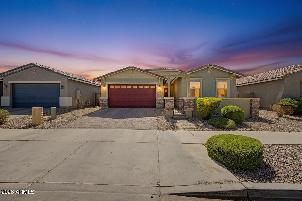 19914 N LAUREN Road