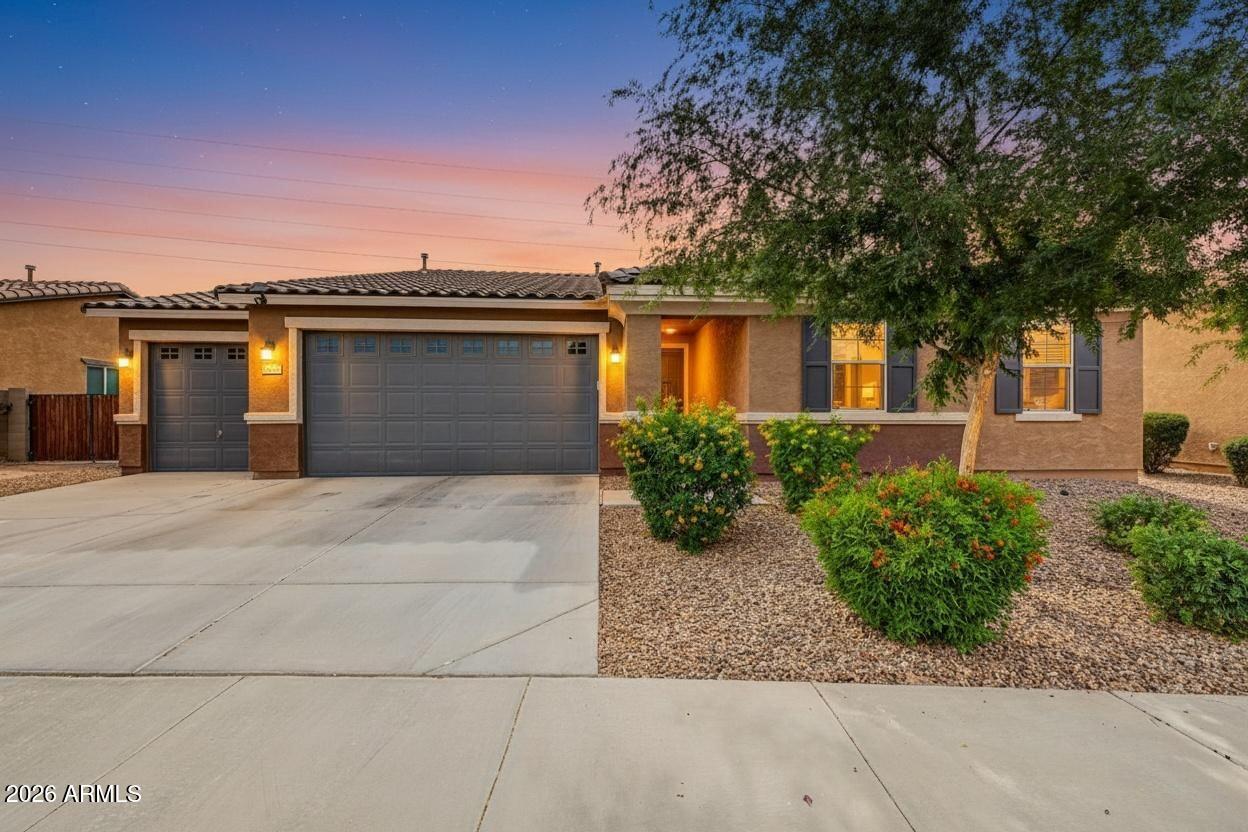 20202 N LAUREN Road