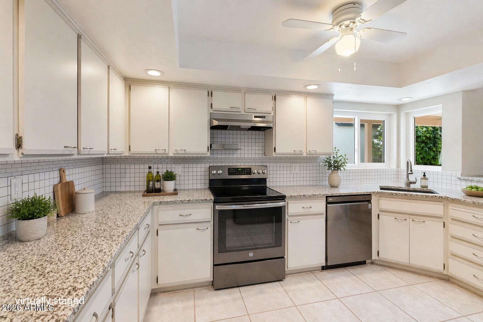 10839 E SUNNYDALE Drive