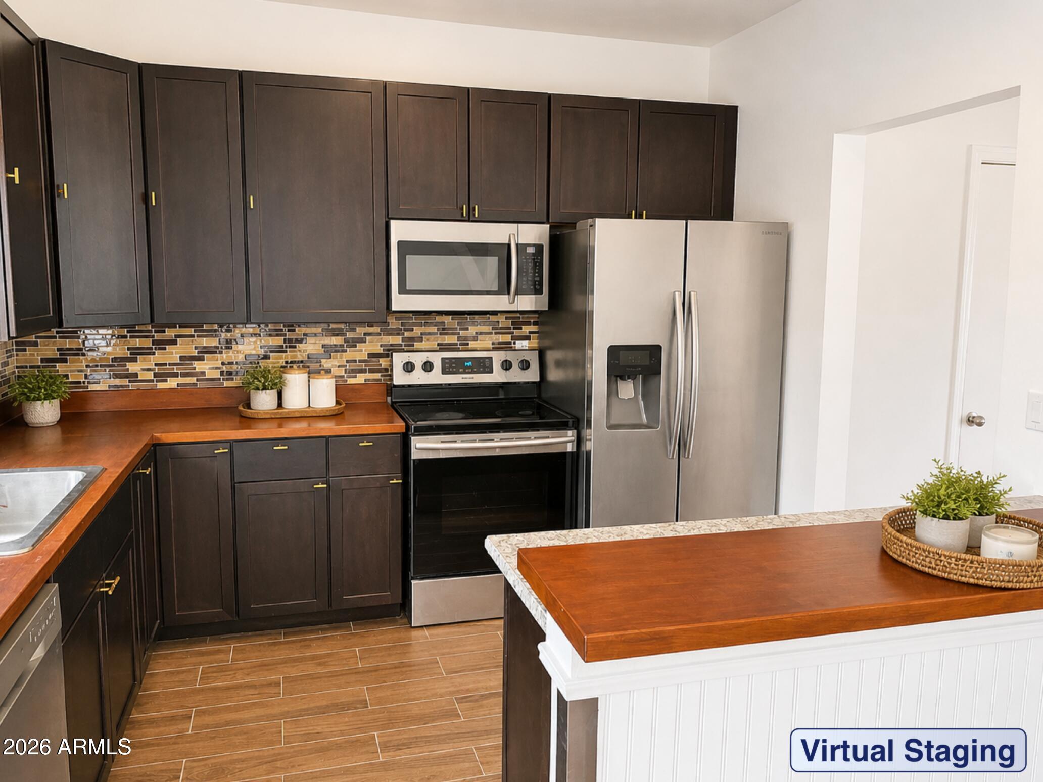 1600 N SABA Street 155