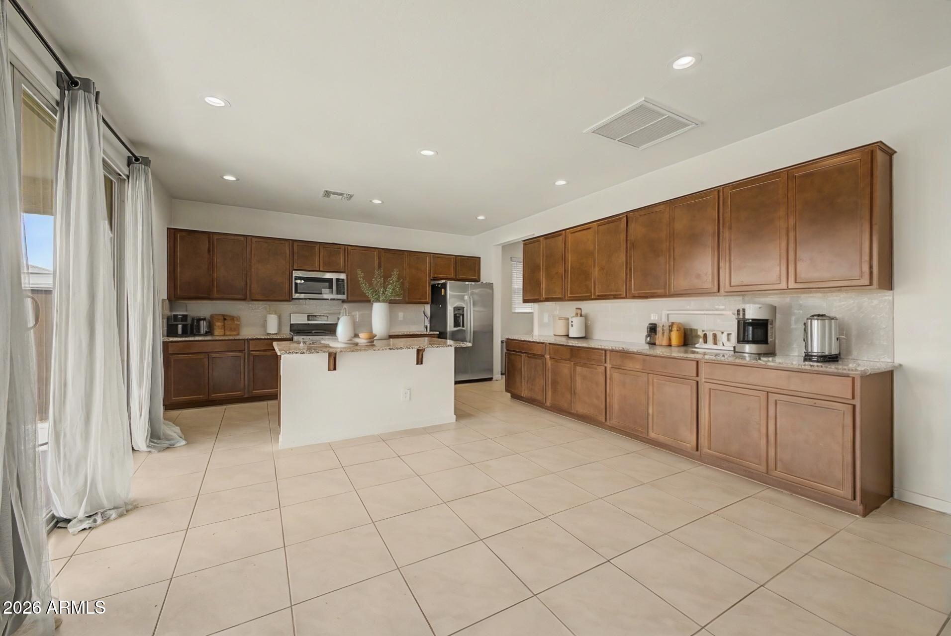 40191 W JAMES Lane