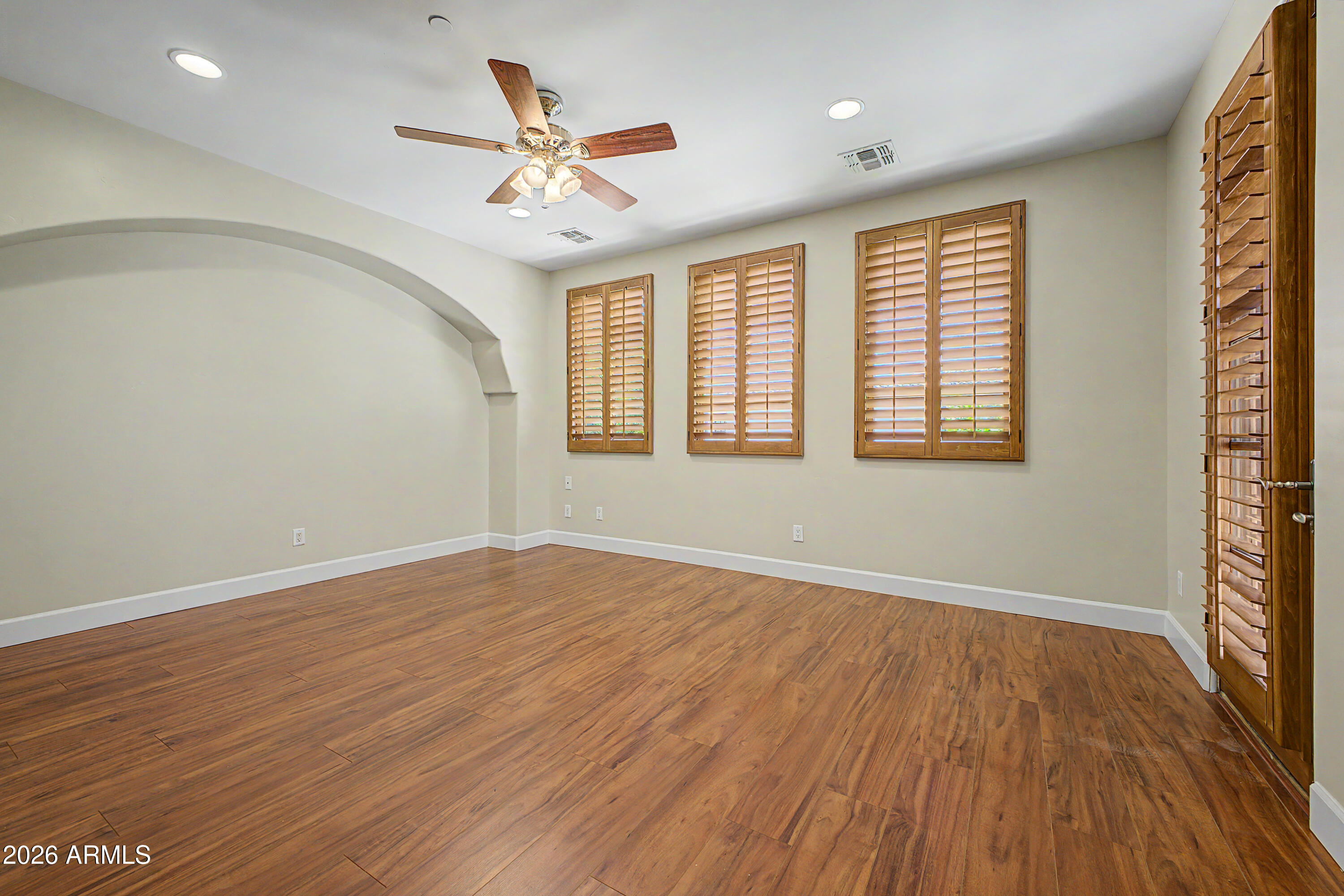 3510 E LAKEWOOD Parkway 115