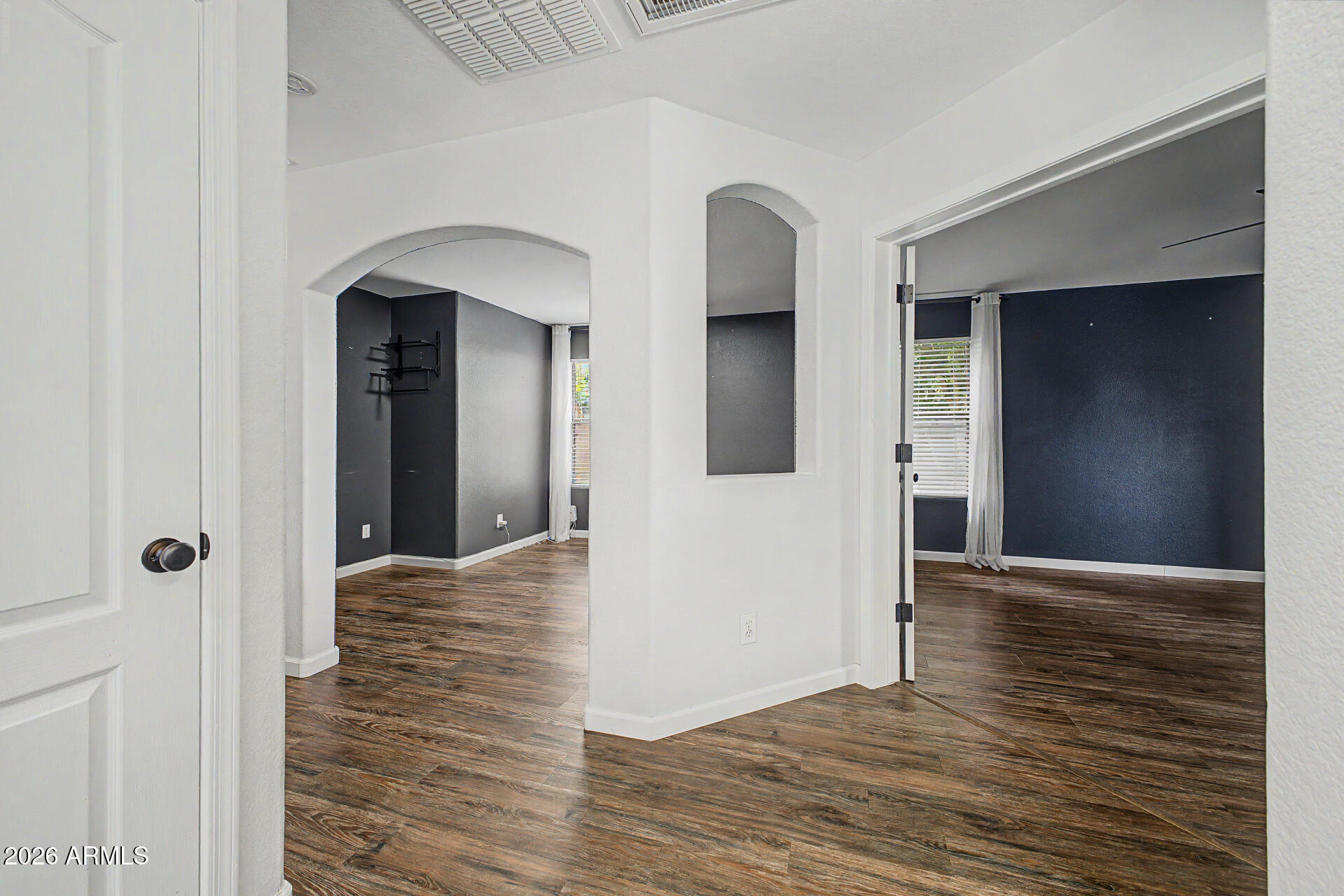 21063 E CALLE DE FLORES