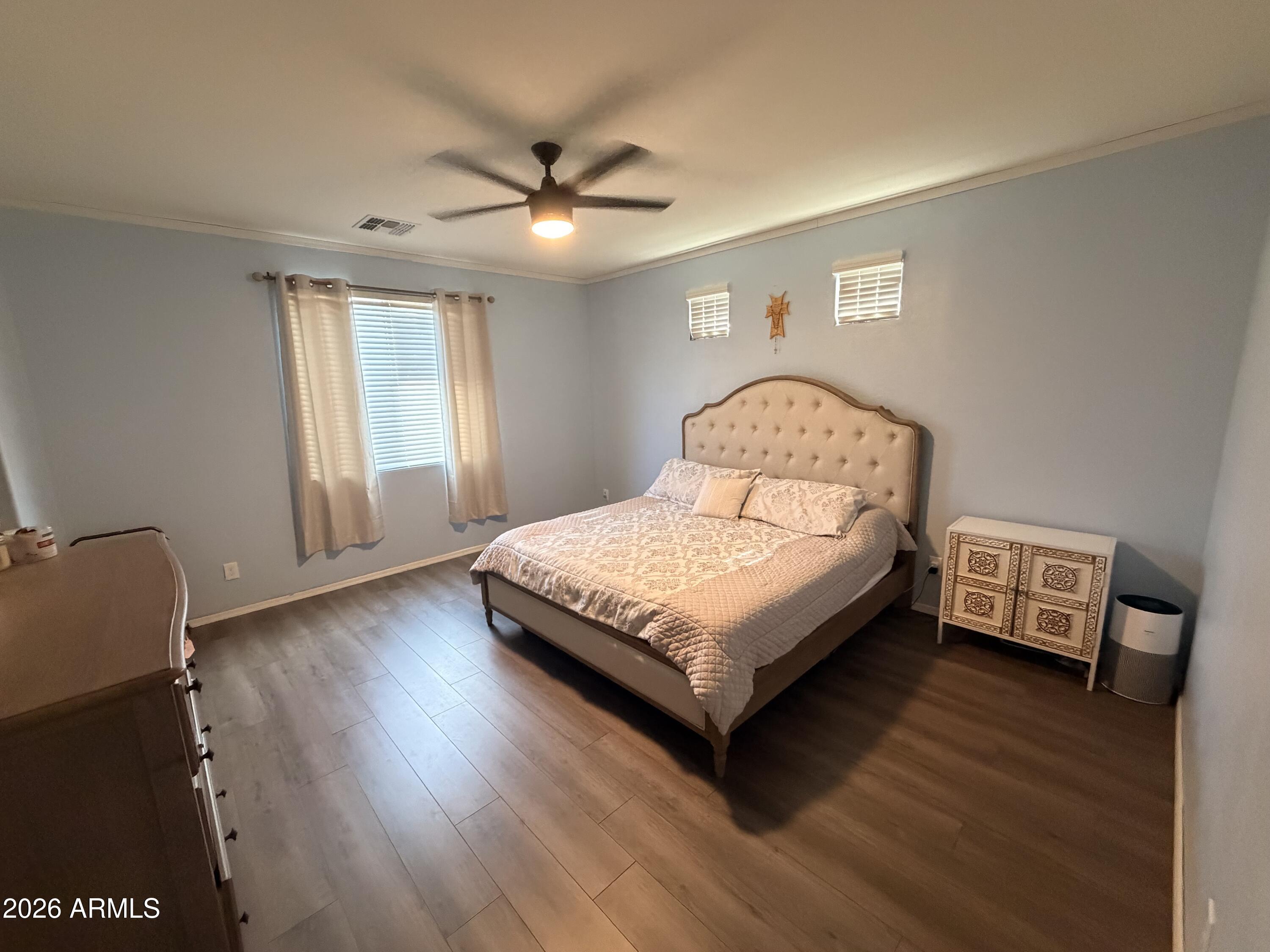 12021 W DAVIS Lane