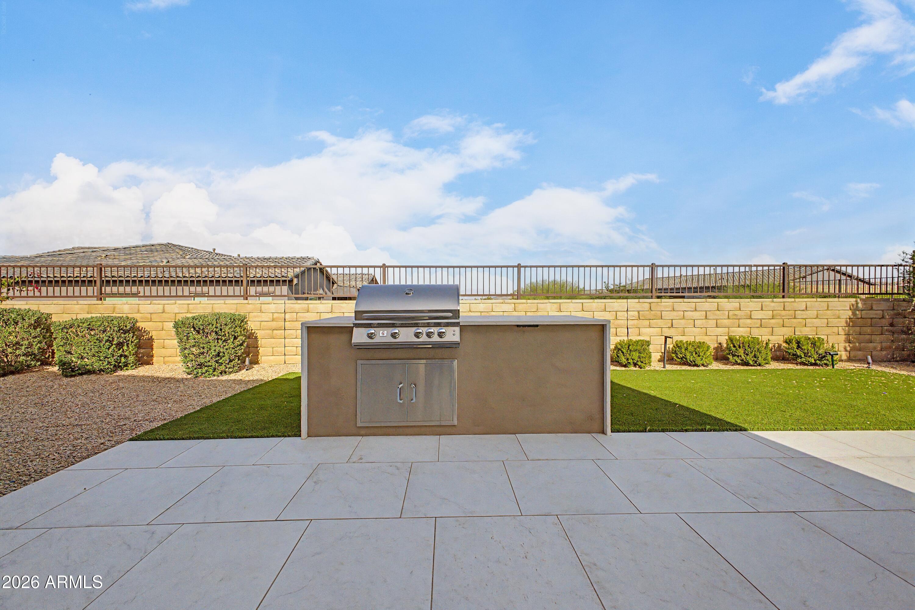 13271 E DESERT VISTA Road