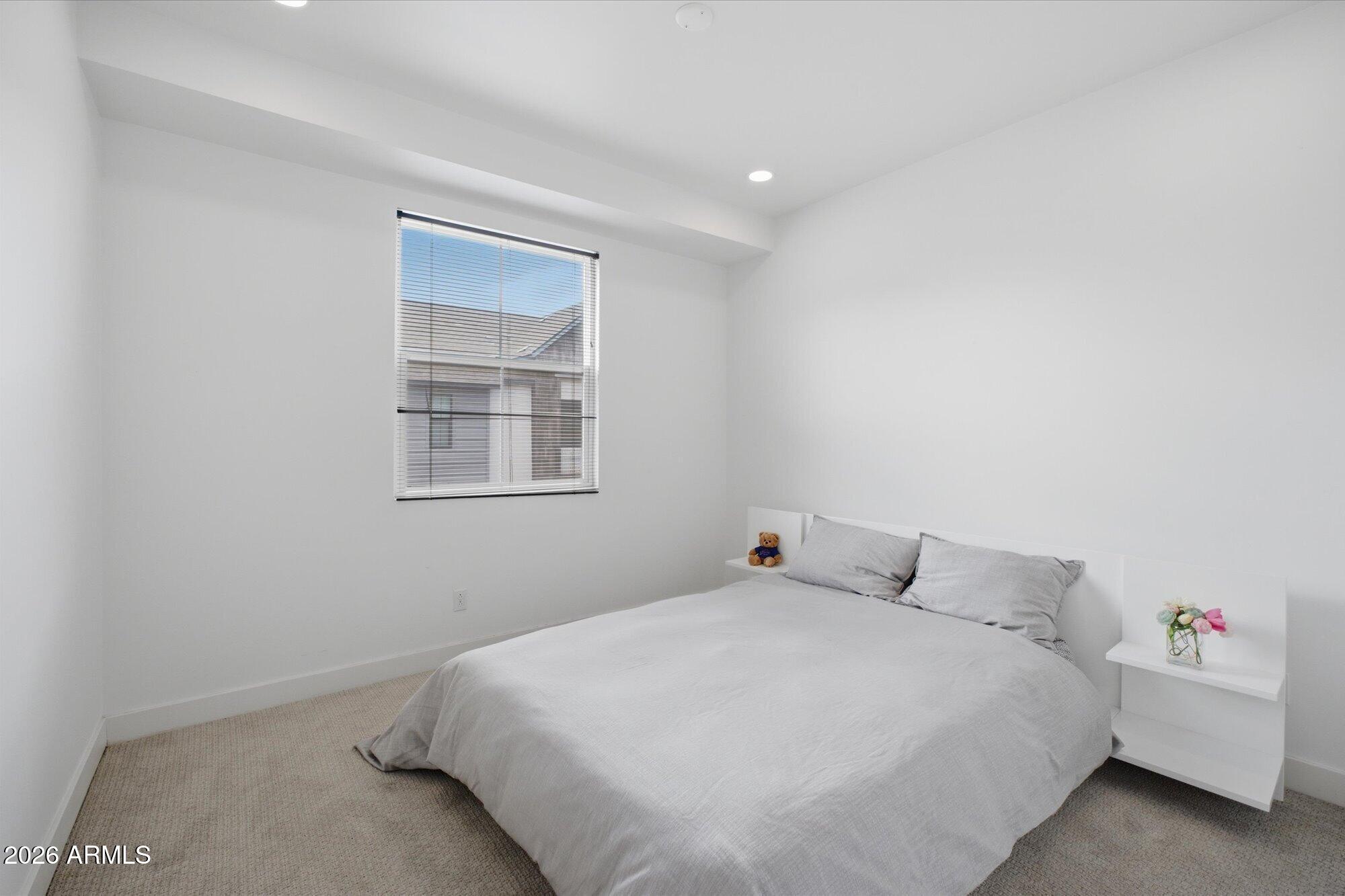 3200 N 39TH Street 28