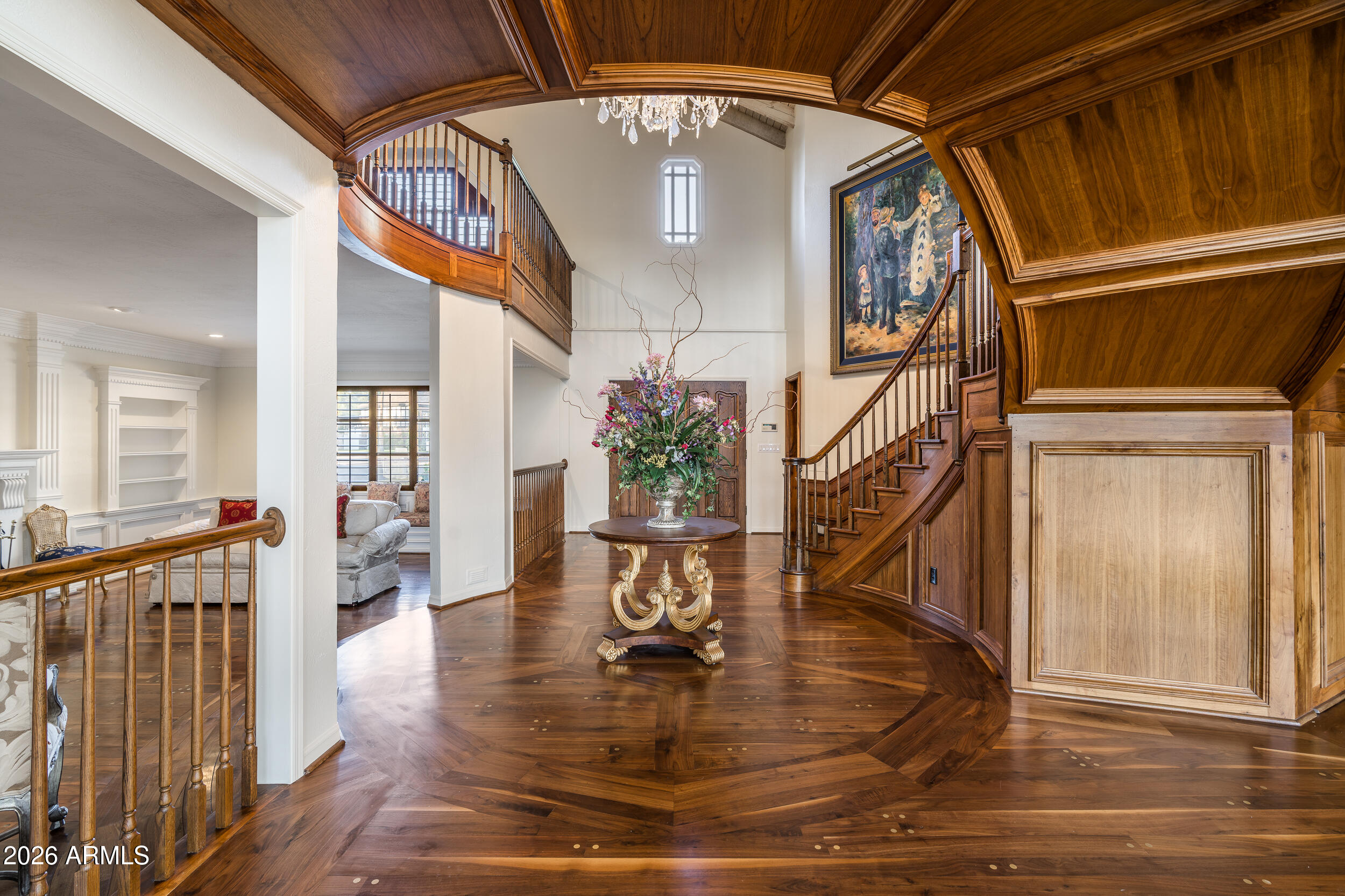 211 W KALER Drive