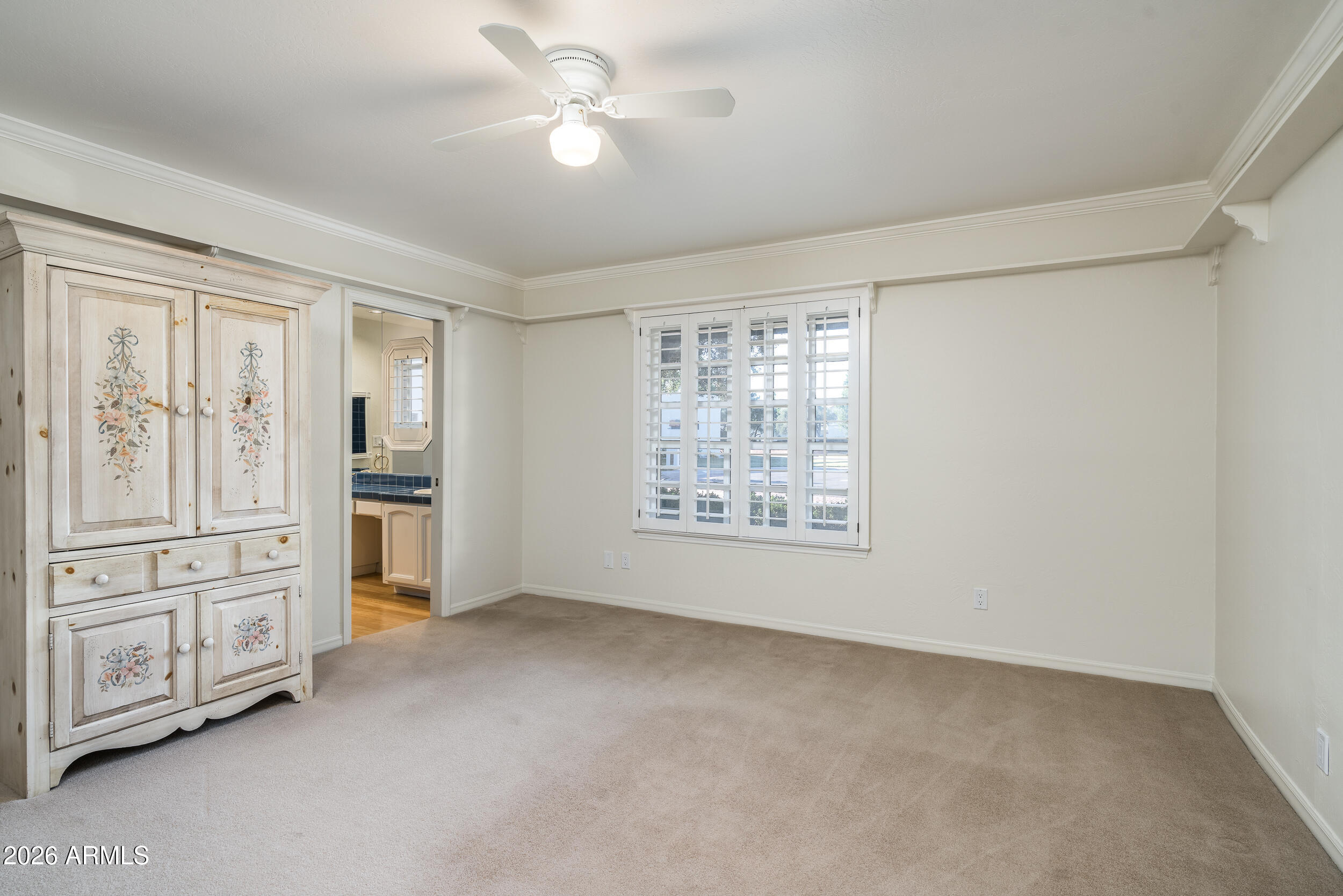 211 W KALER Drive