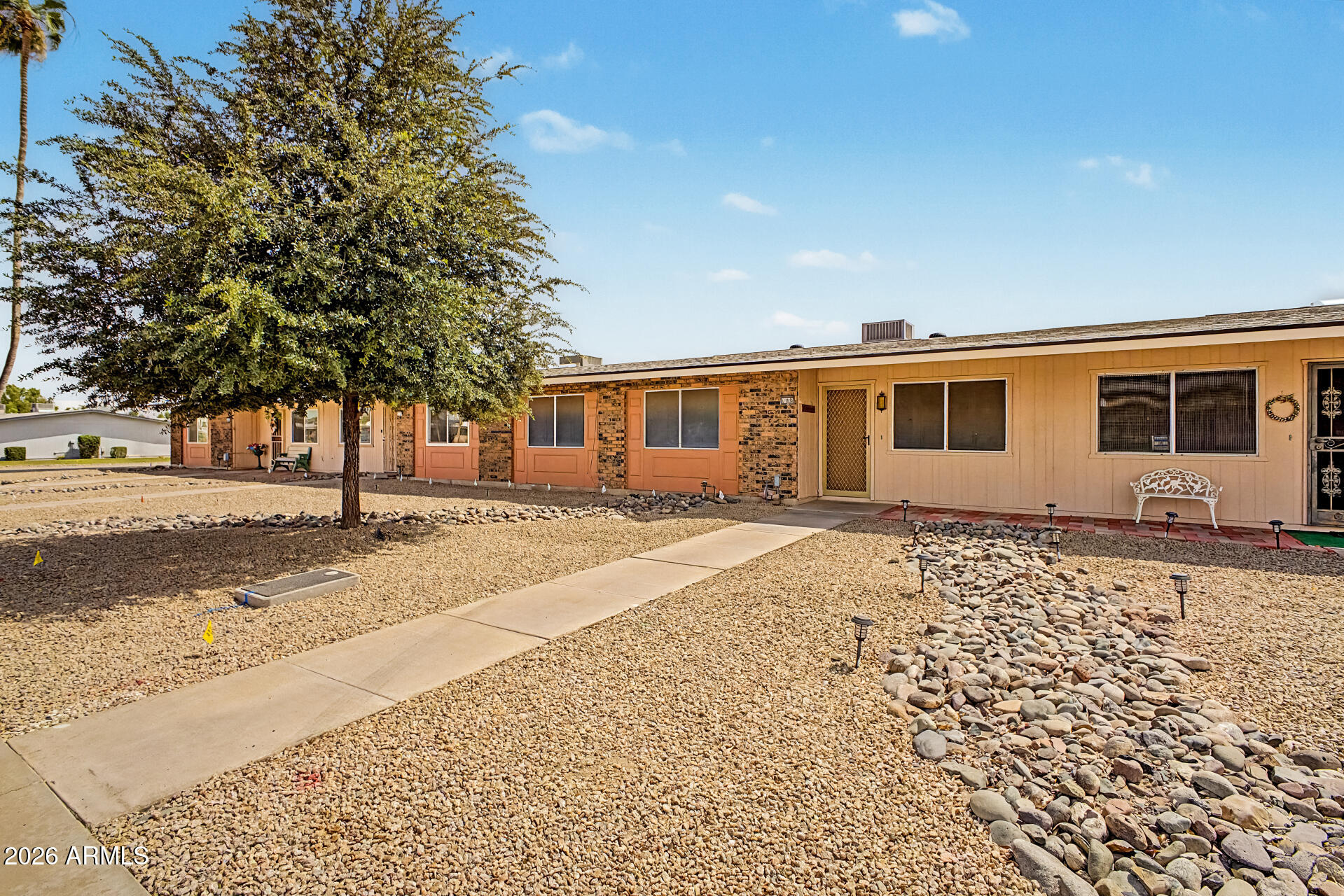 11005 W THUNDERBIRD Boulevard