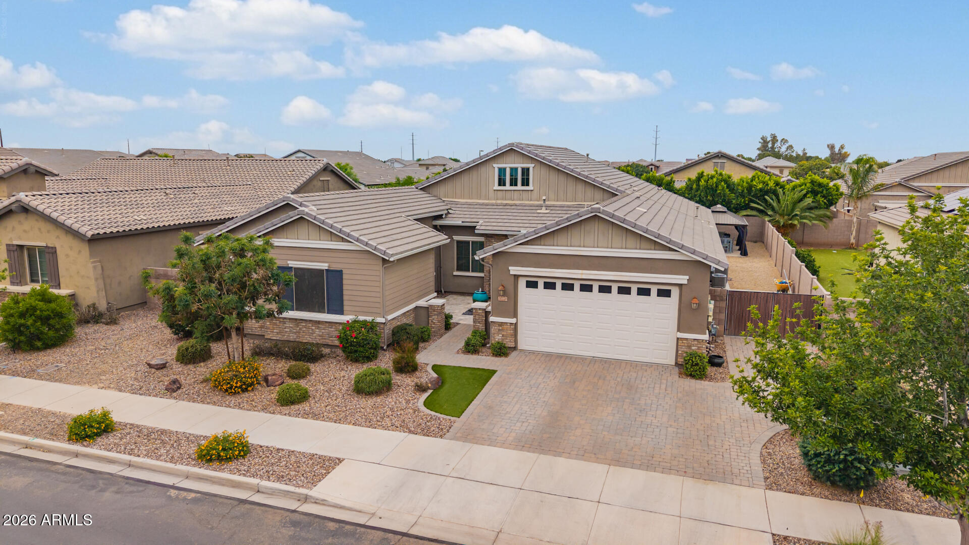 20226 E RAVEN Drive