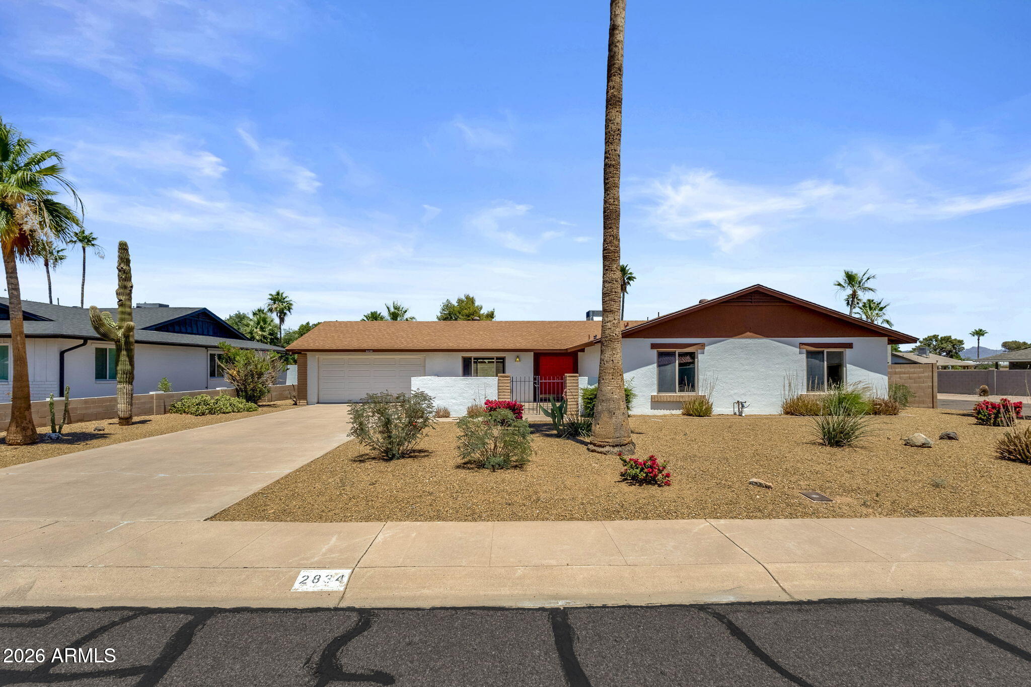2834 E BERYL Avenue