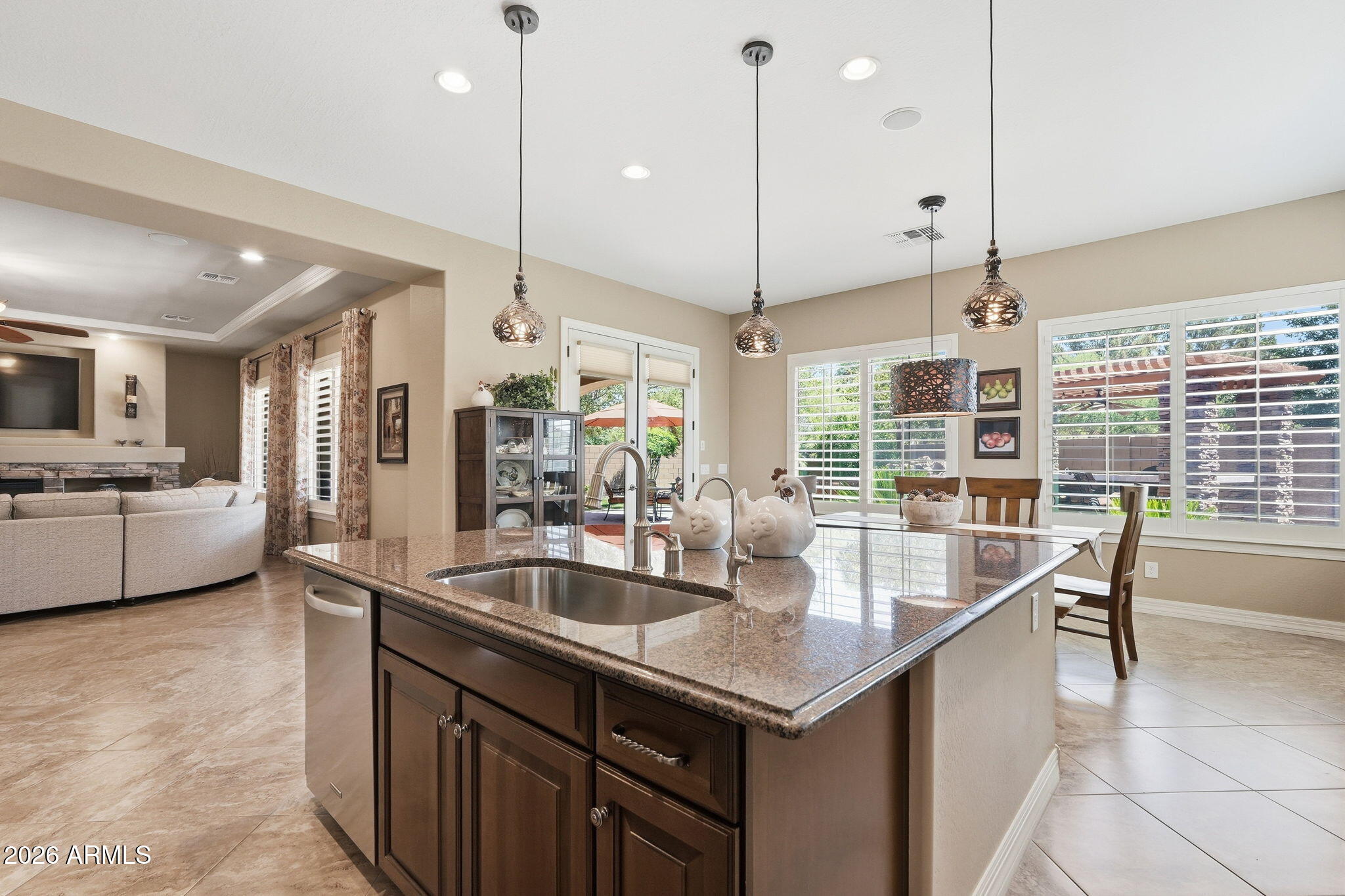 2193 E COCONINO Place