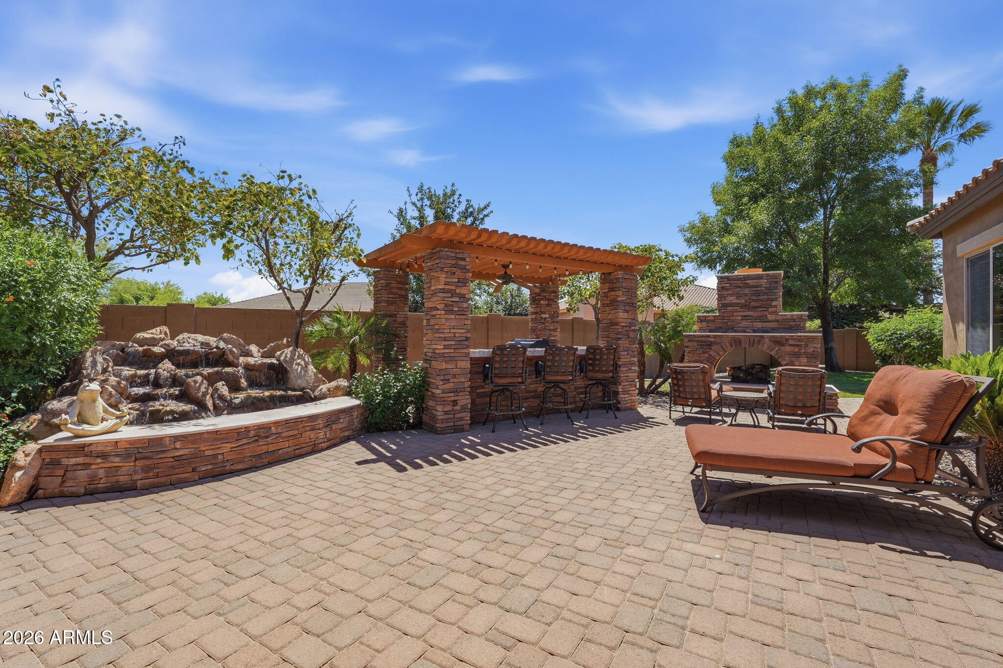 2193 E COCONINO Place