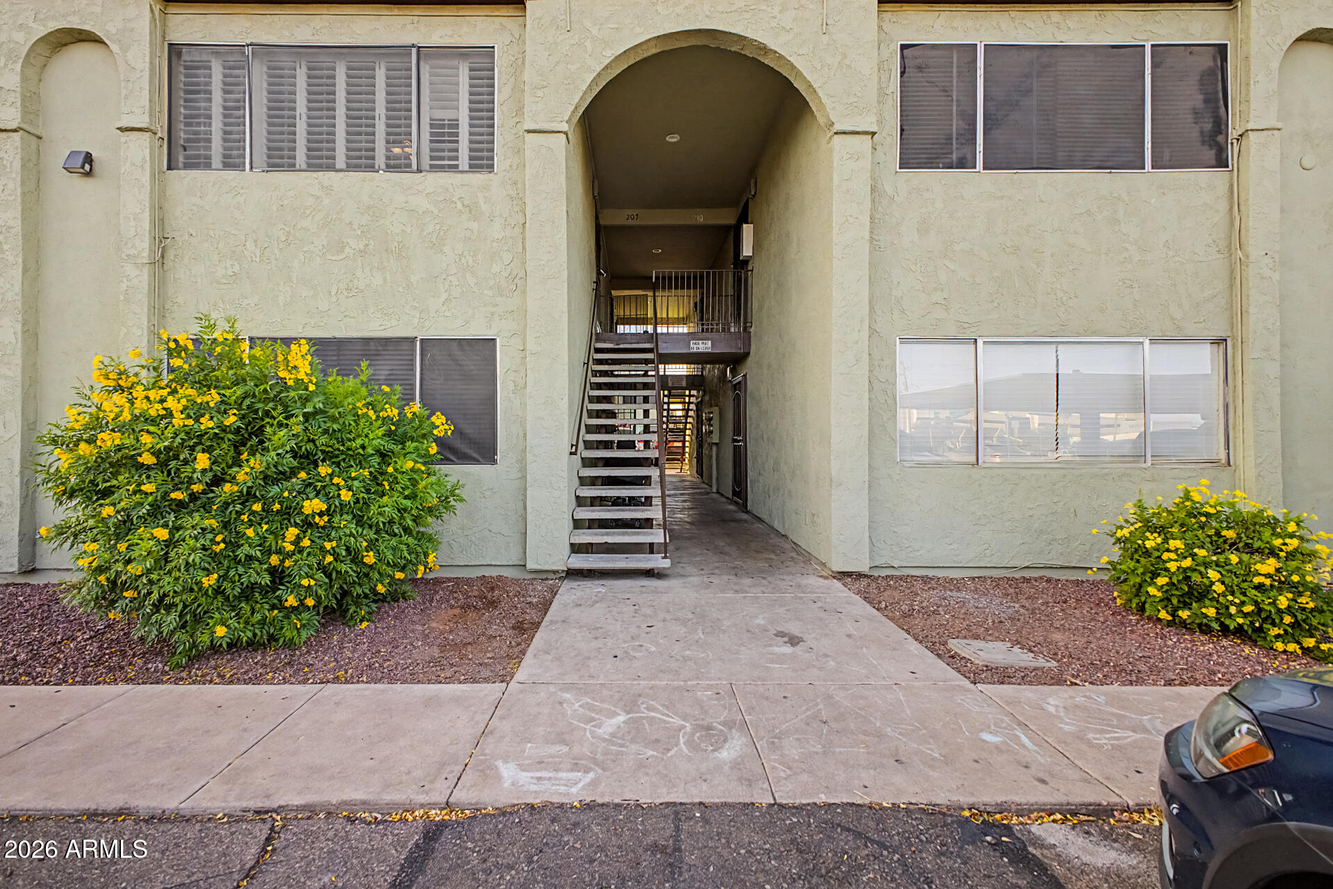 424 W Brown Road 207