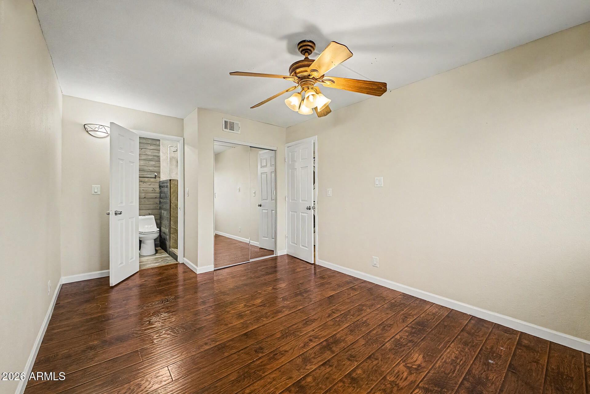 424 W Brown Road 207