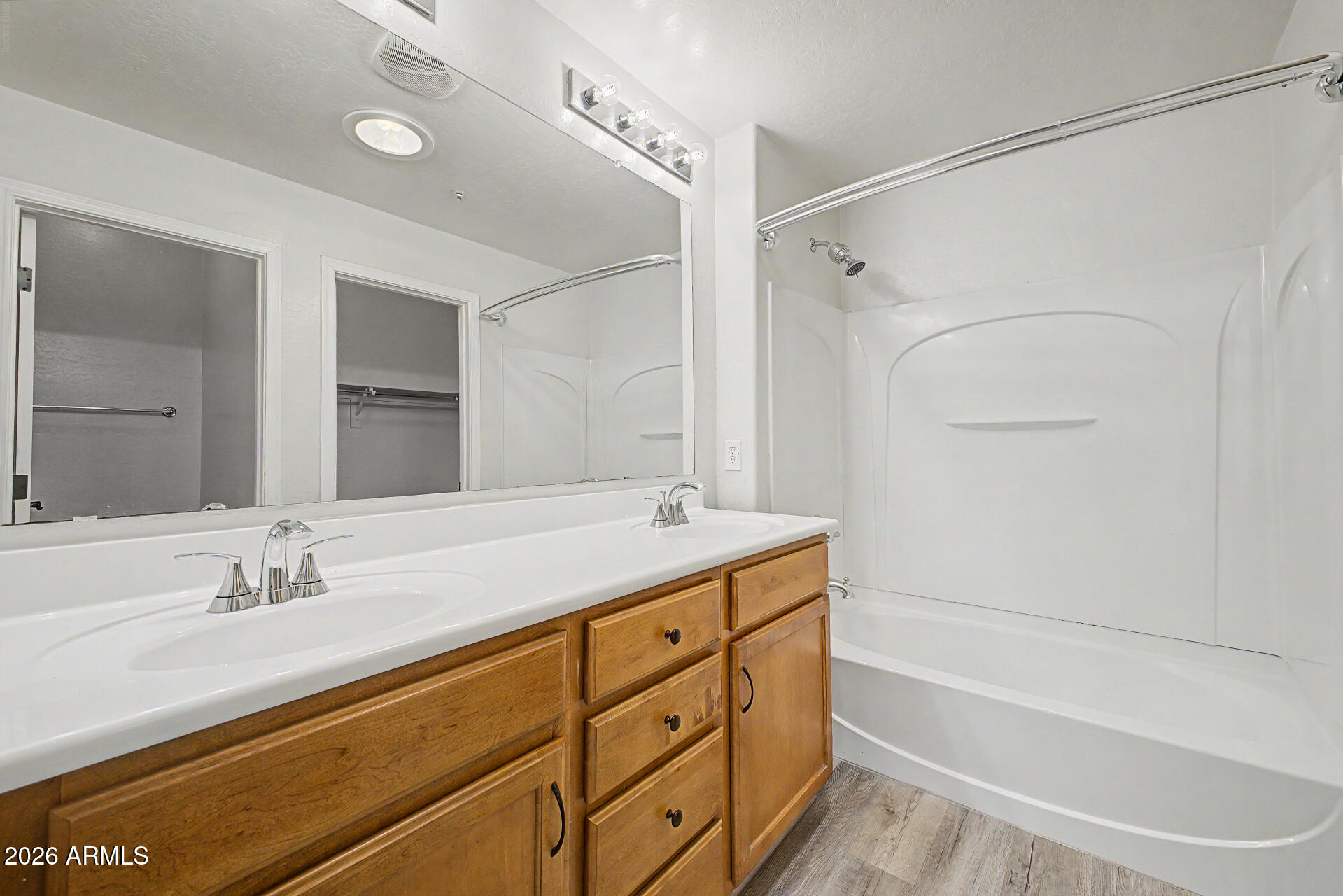 4749 E THUNDERHEART Trail 103