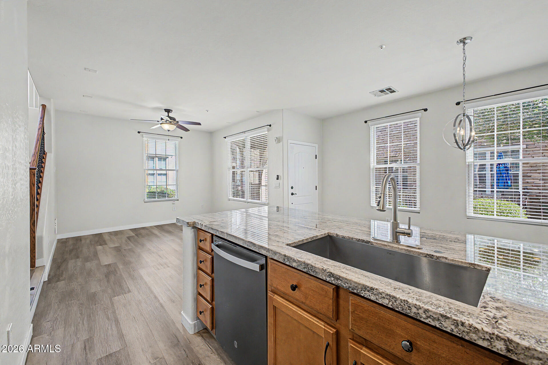 4749 E THUNDERHEART Trail 103