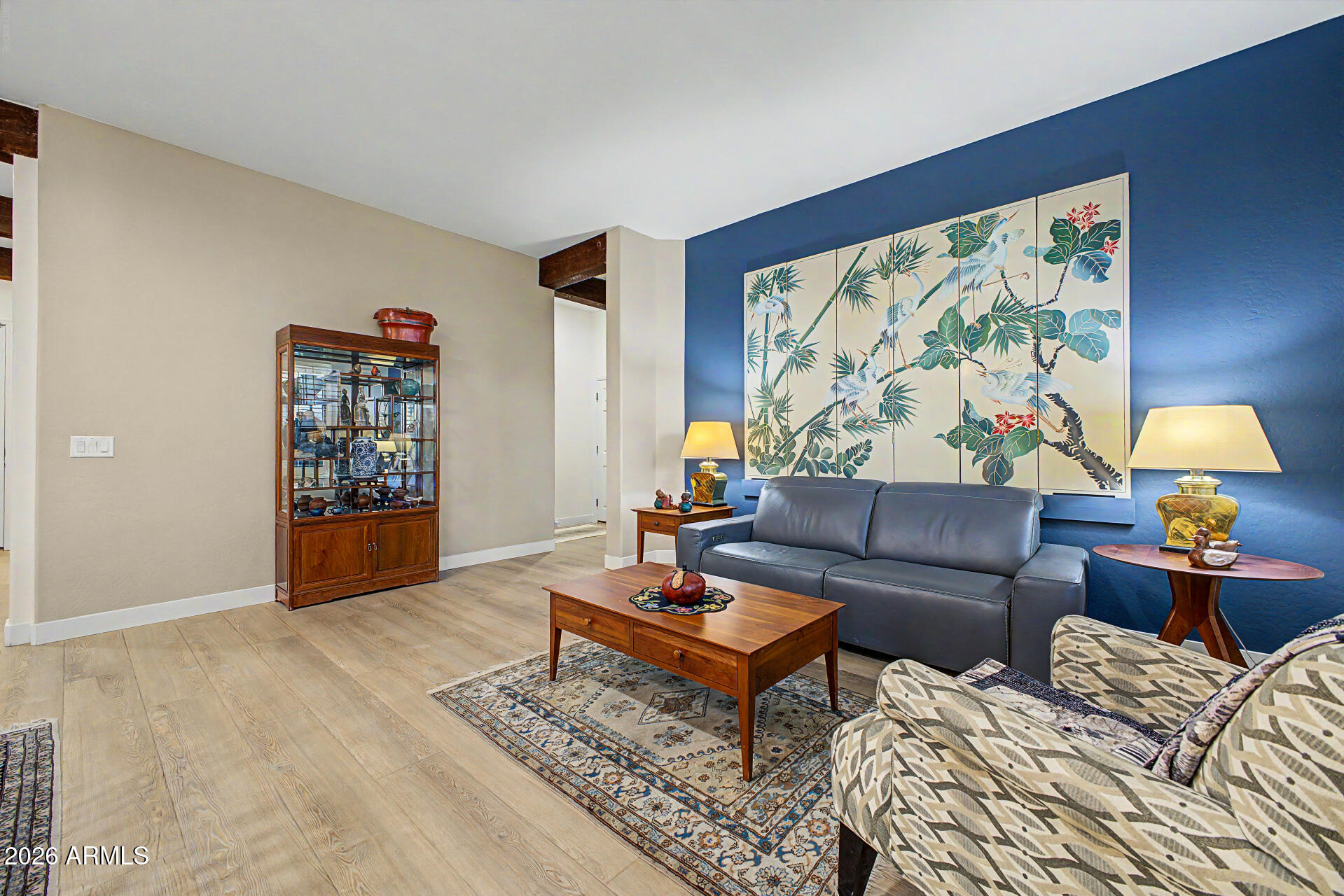 1100 E ELGIN Street