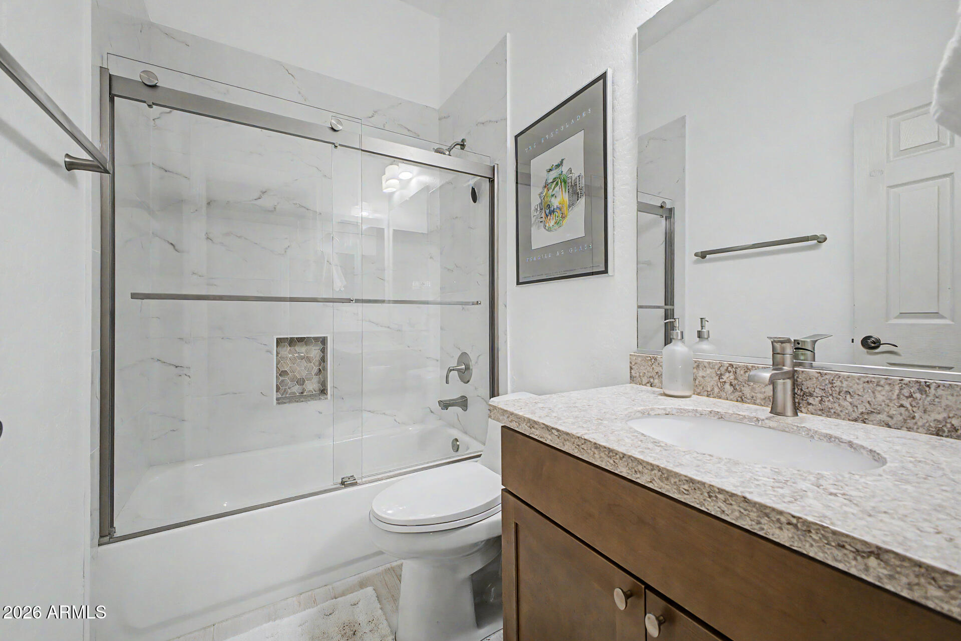 1100 E ELGIN Street
