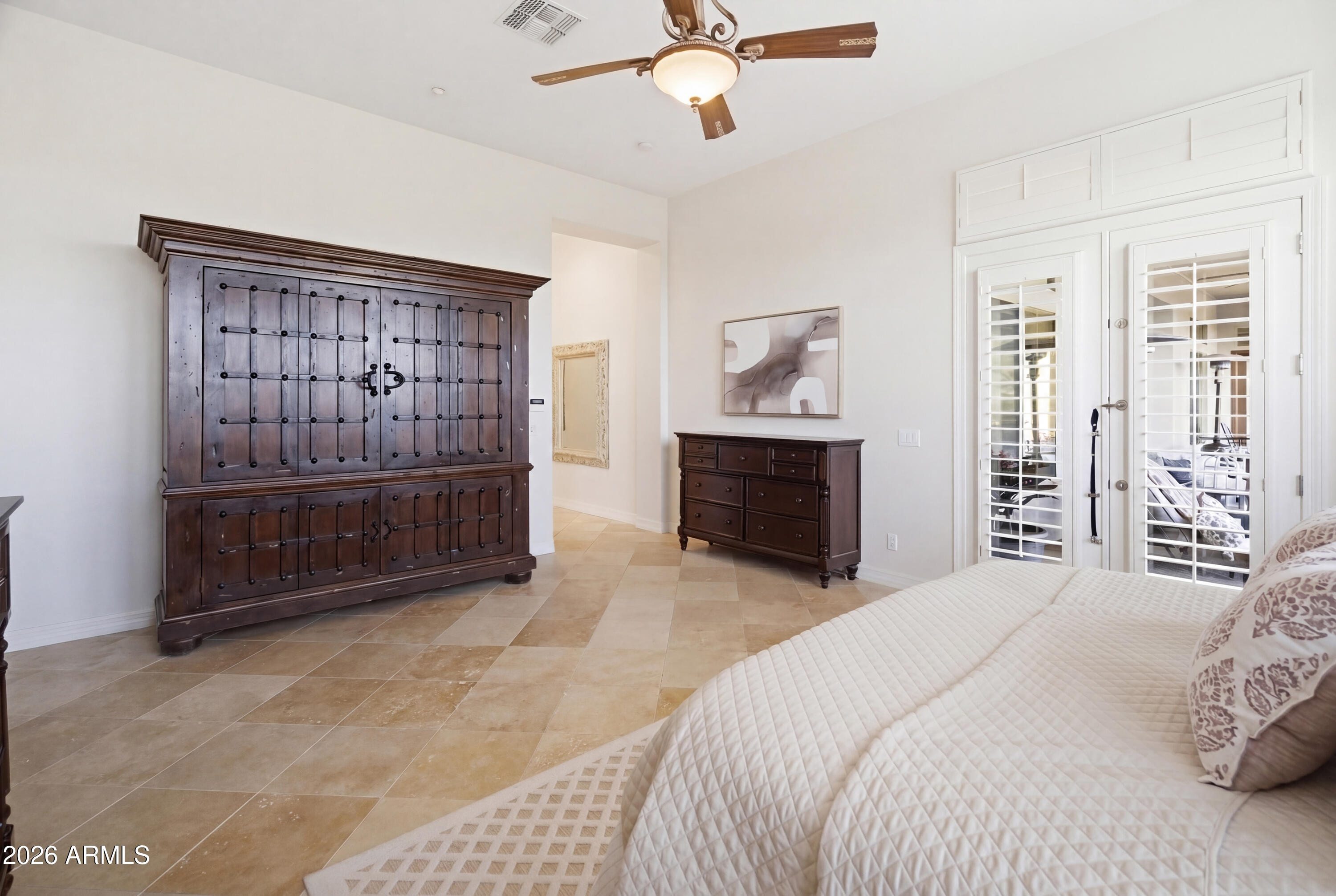 2547 W PRINCEVILLE Drive