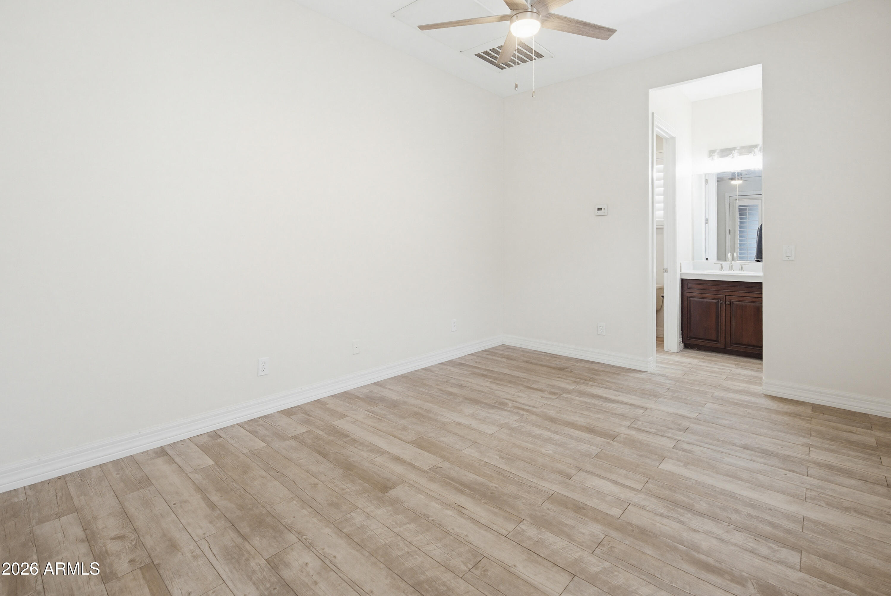 2547 W PRINCEVILLE Drive