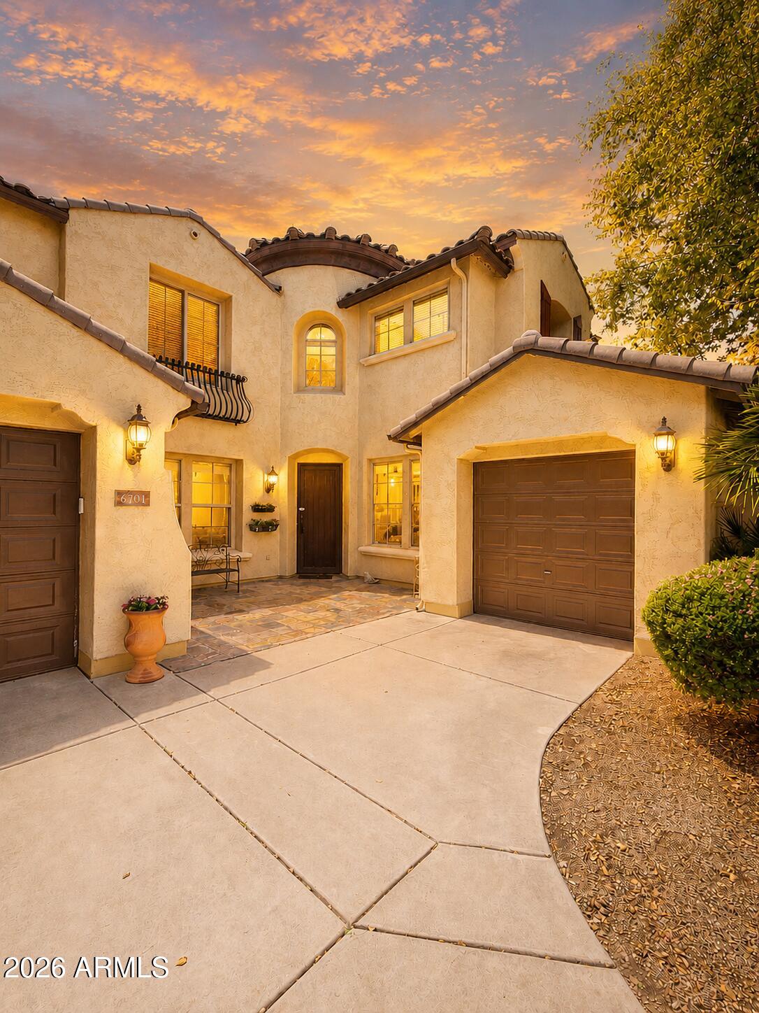6701 W VICTORY Way