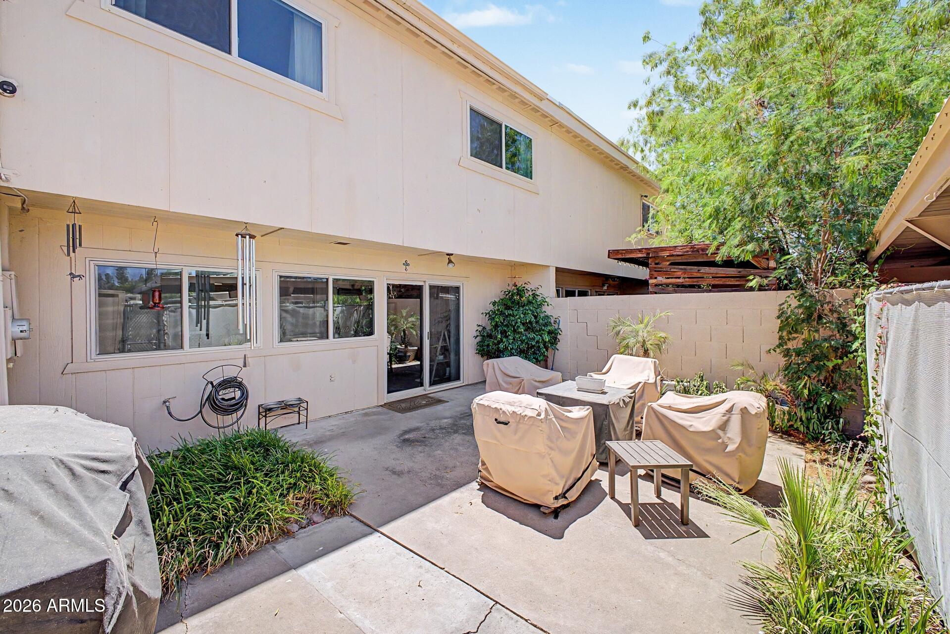 1407 E MALIBU Drive