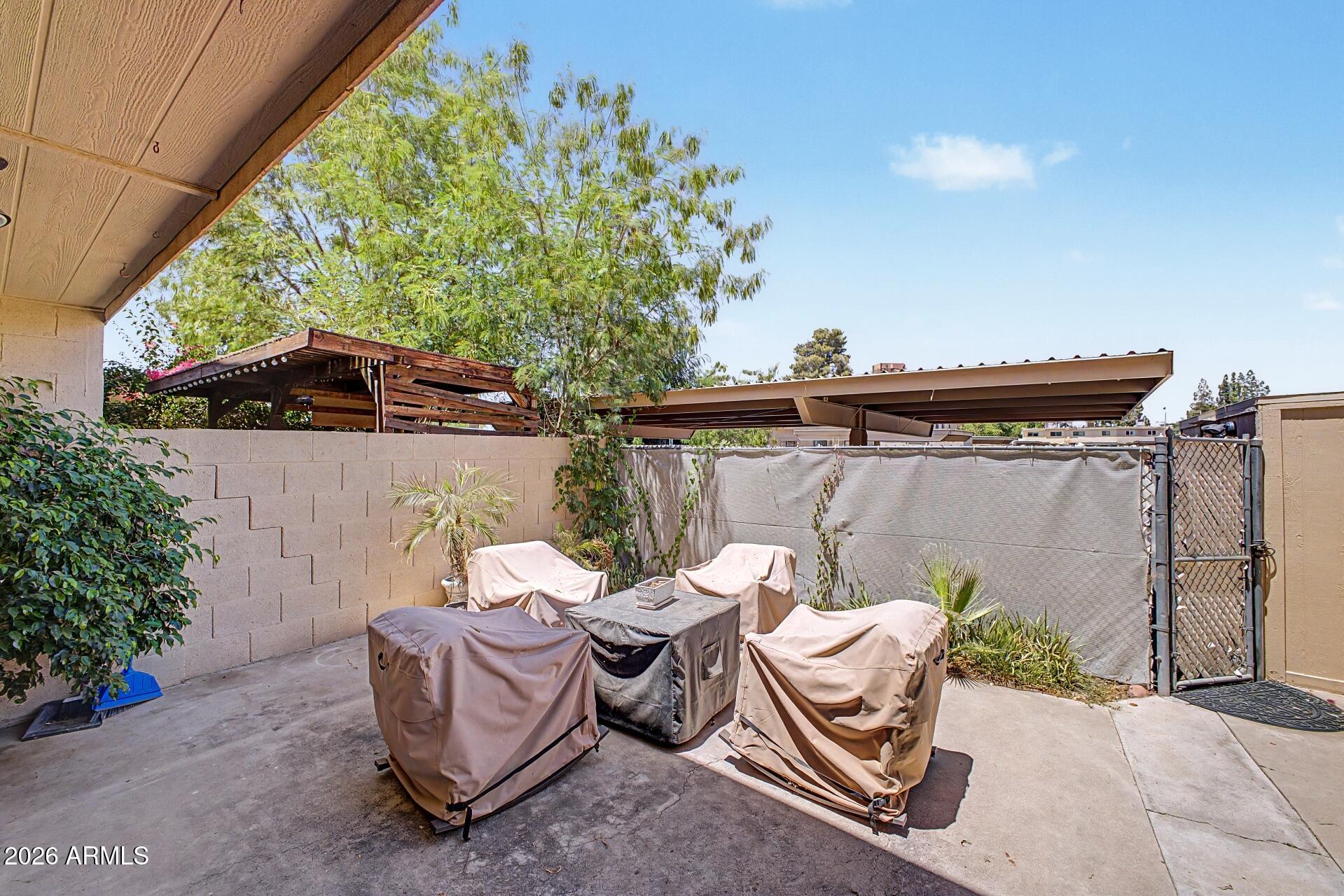 1407 E MALIBU Drive