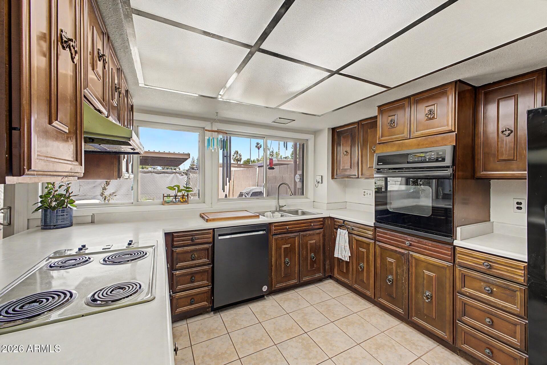 1407 E MALIBU Drive