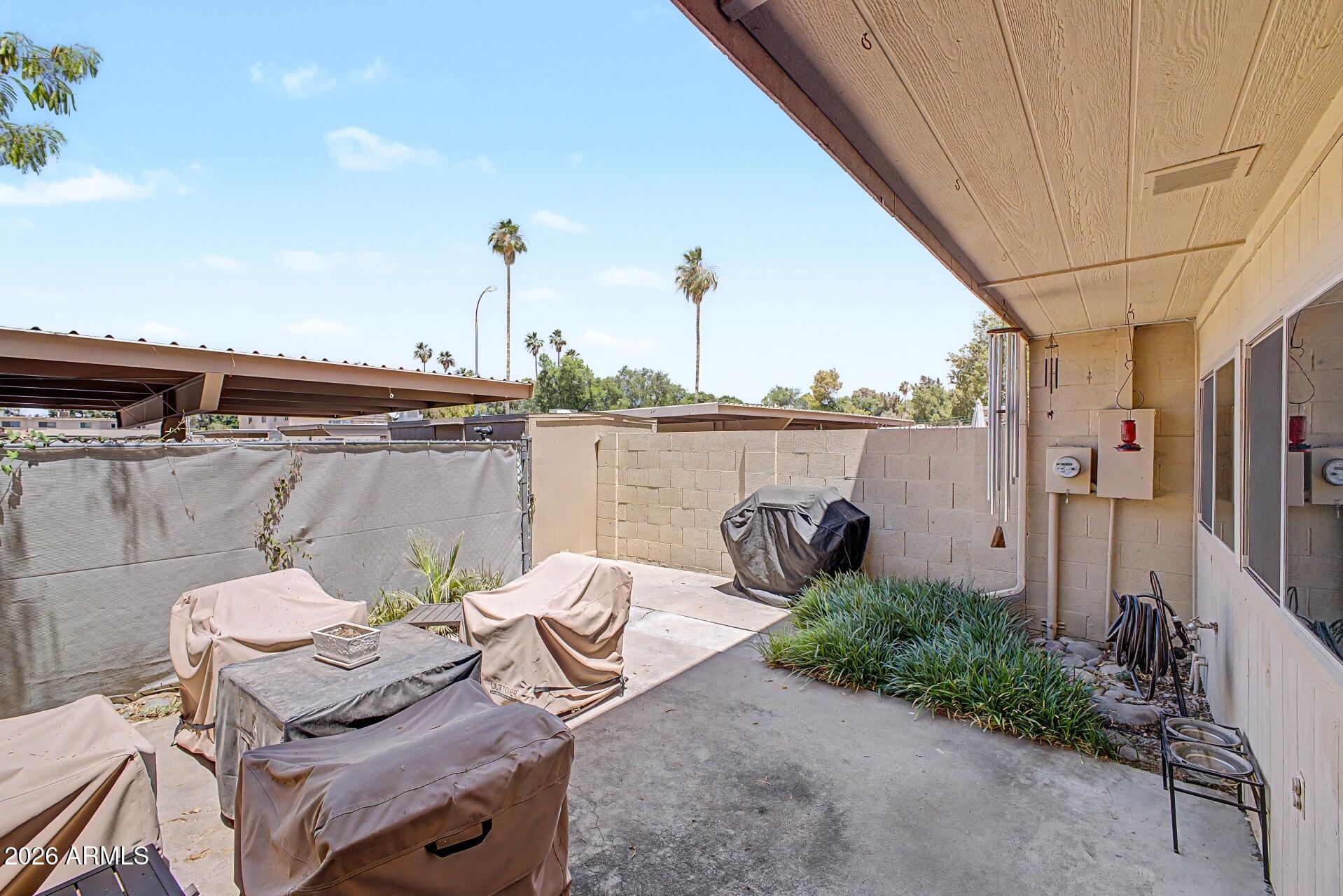 1407 E MALIBU Drive