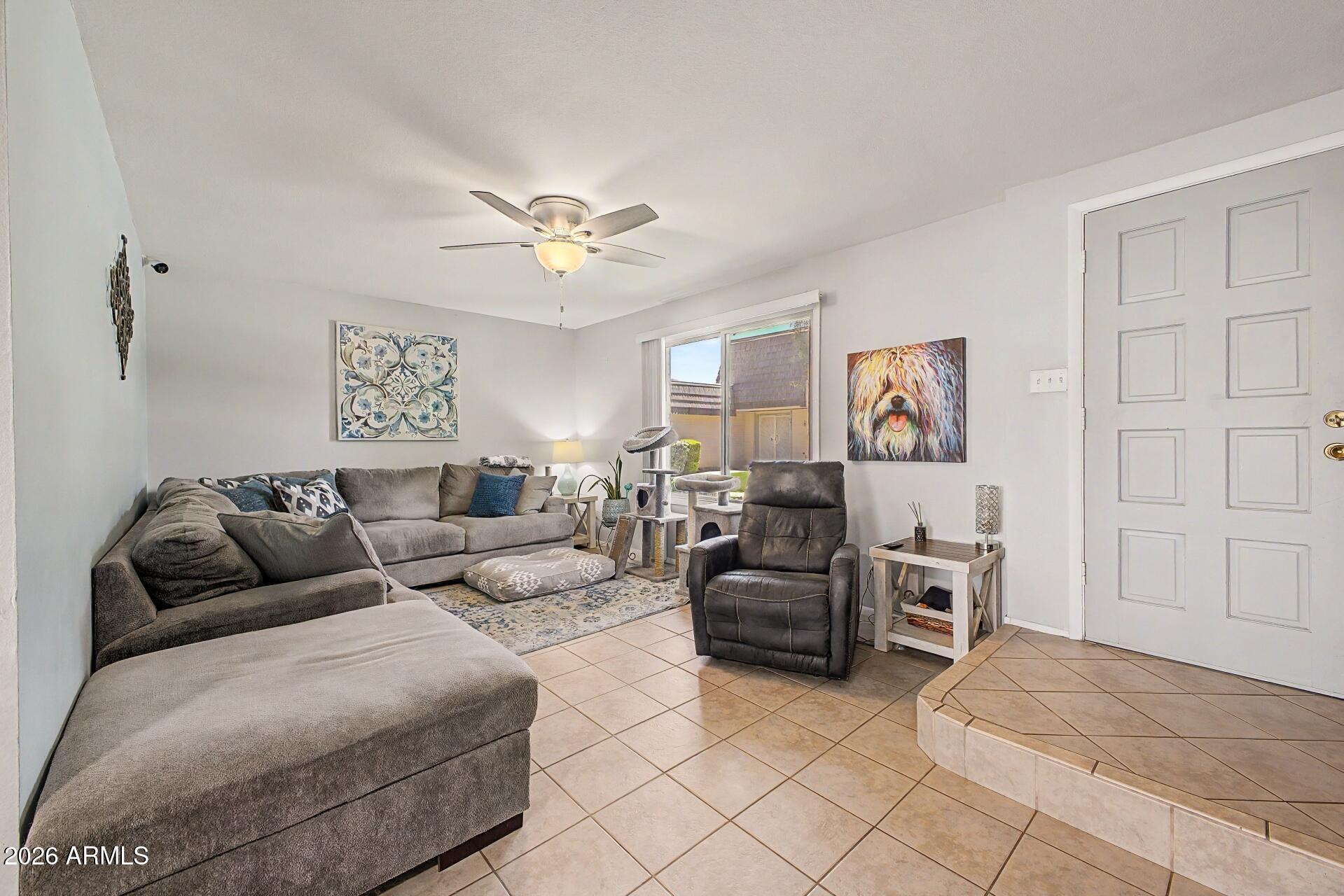 1407 E MALIBU Drive