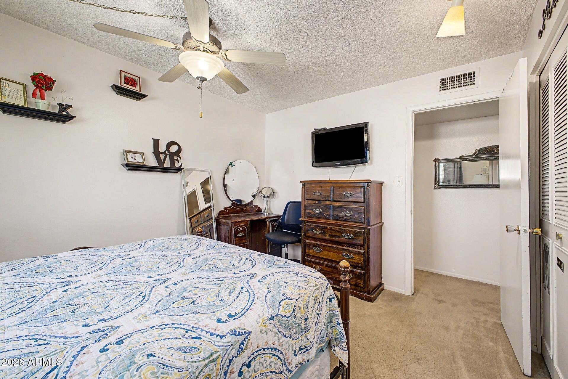 1407 E MALIBU Drive