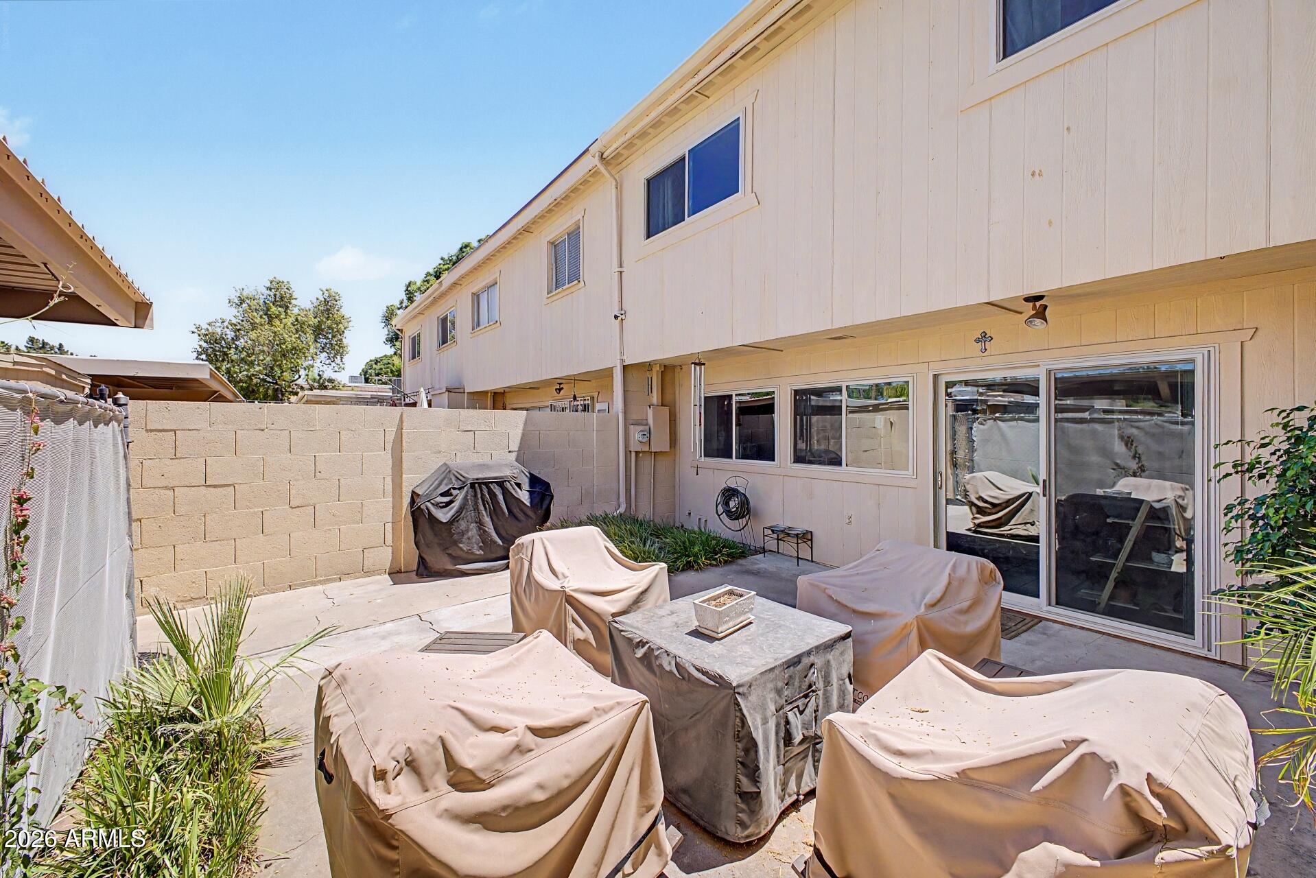 1407 E MALIBU Drive
