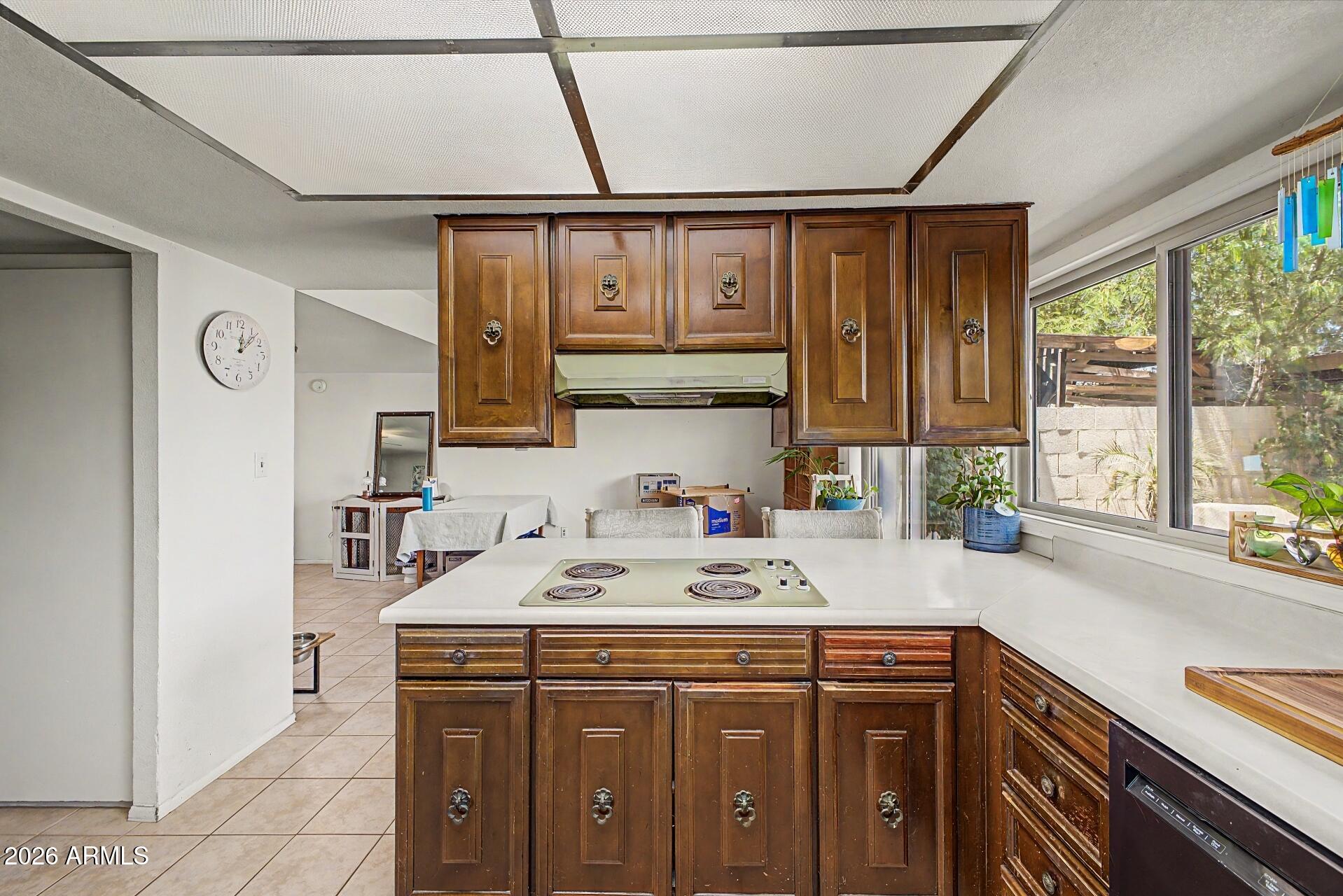 1407 E MALIBU Drive