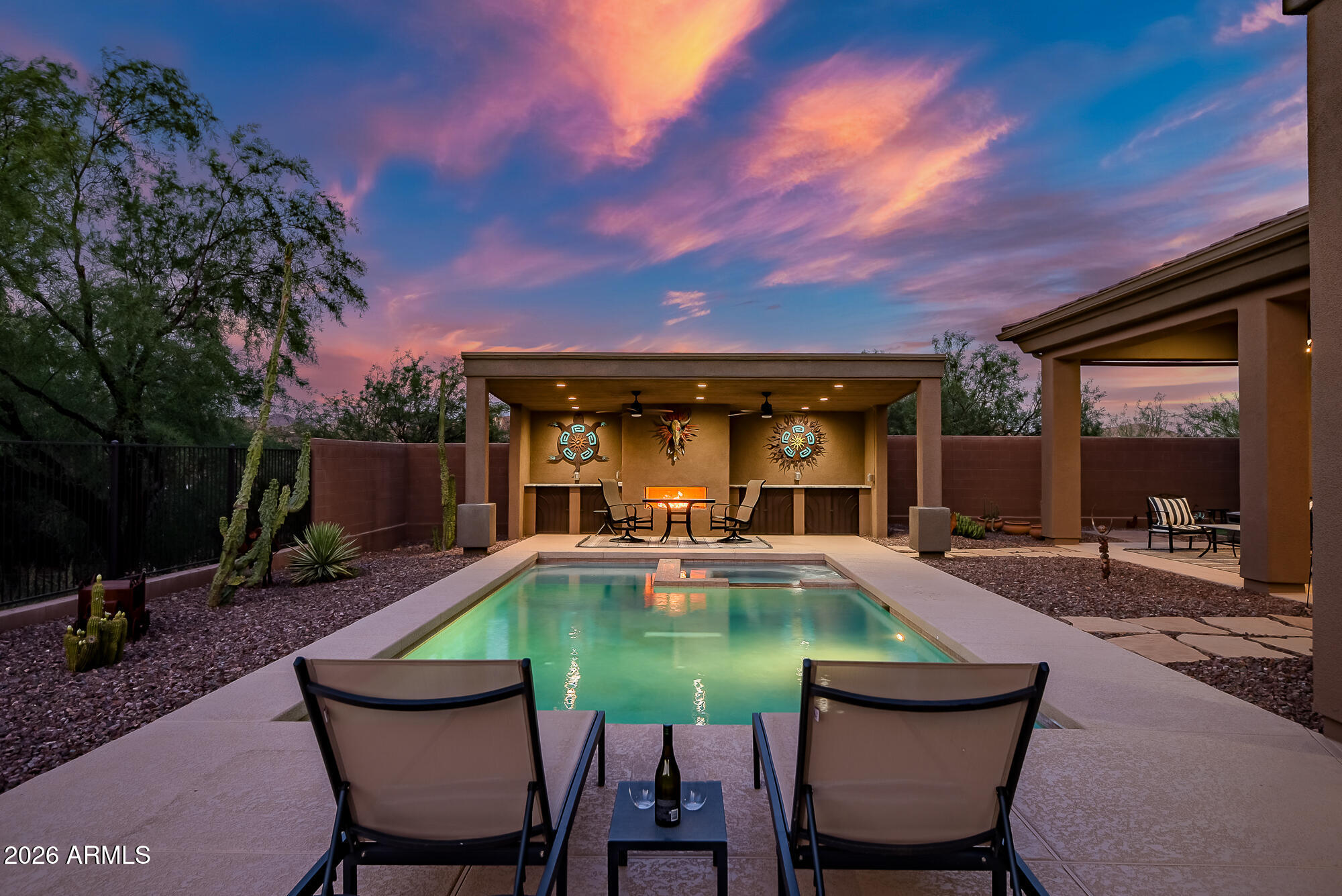 42144 N MOUNTAIN COVE Drive