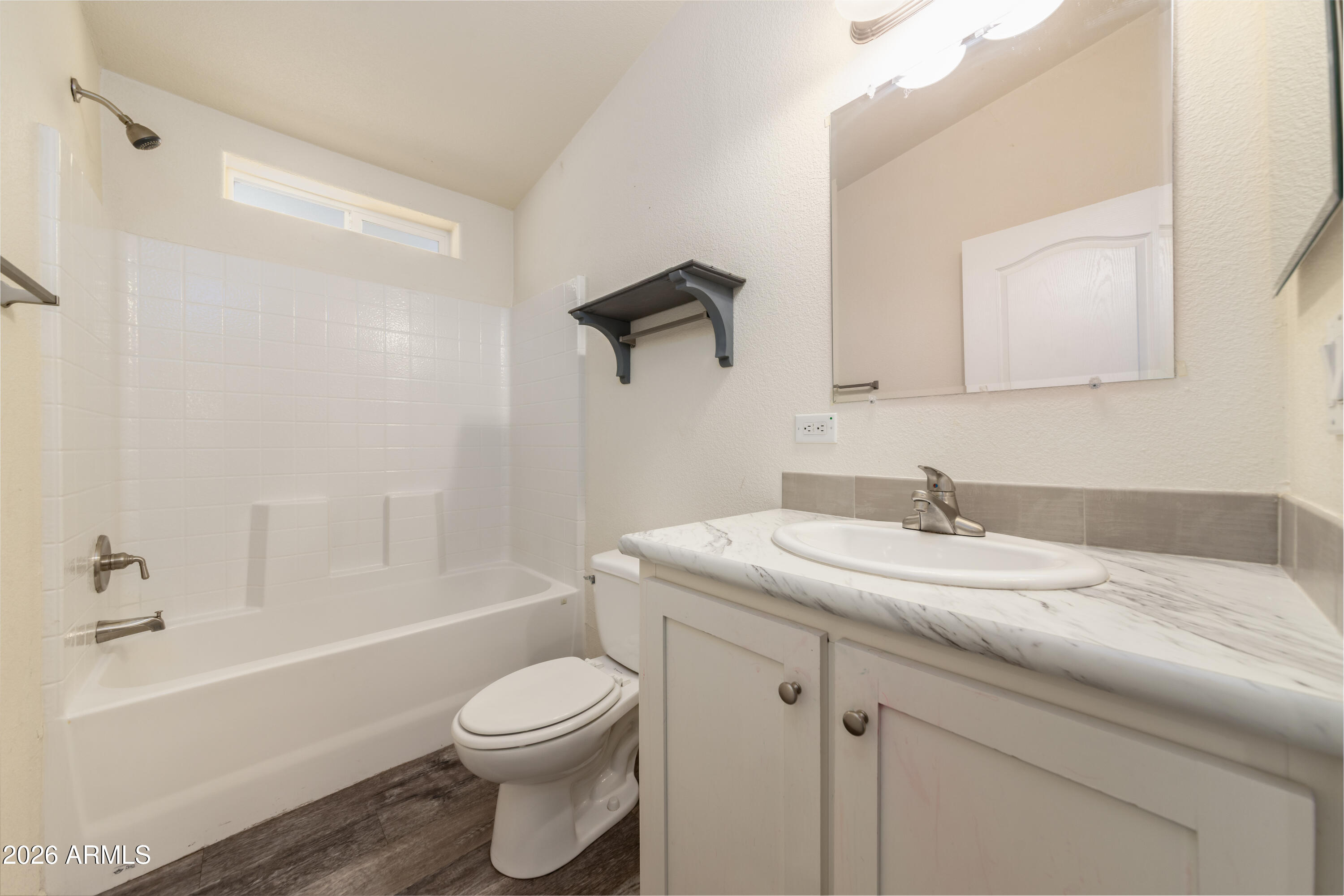 5641 E GARLAND PRAIRIE Road
